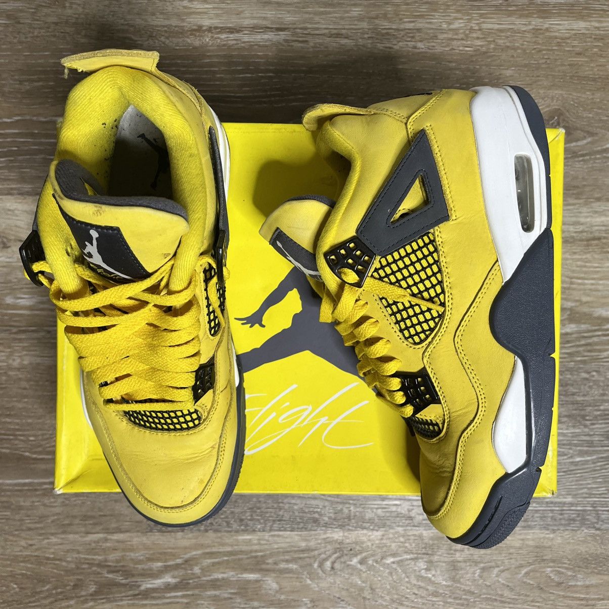 Jordan Brand 2021 jordan 4 lightning Size US 9.5 / EU 42-43 - 2 Thumbnail