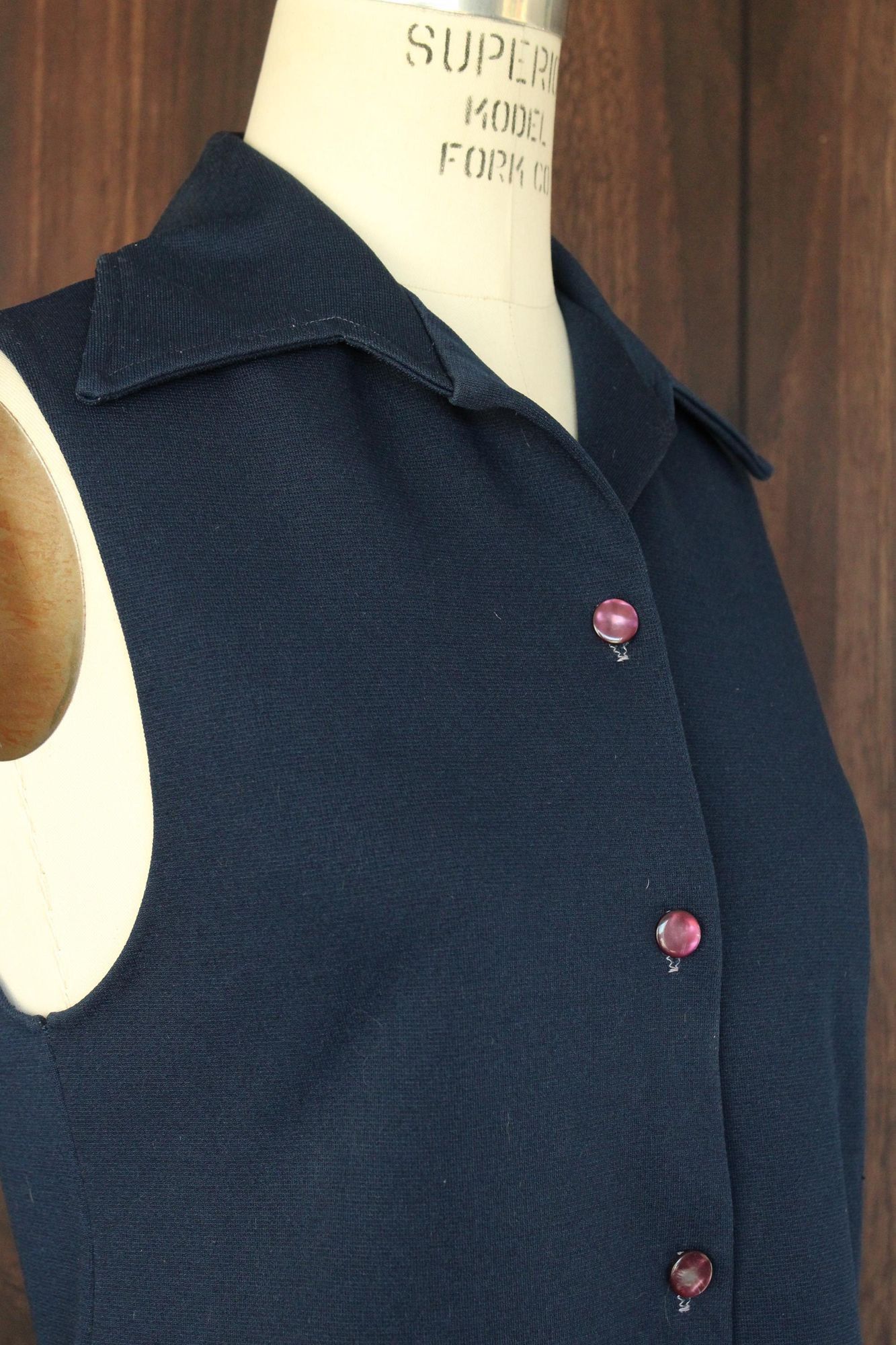 Vintage Vintage 1970s Shirt, Dagger Collar Navy Blue Button Down Pol Size S / US 4 / IT 40 - 5 Thumbnail