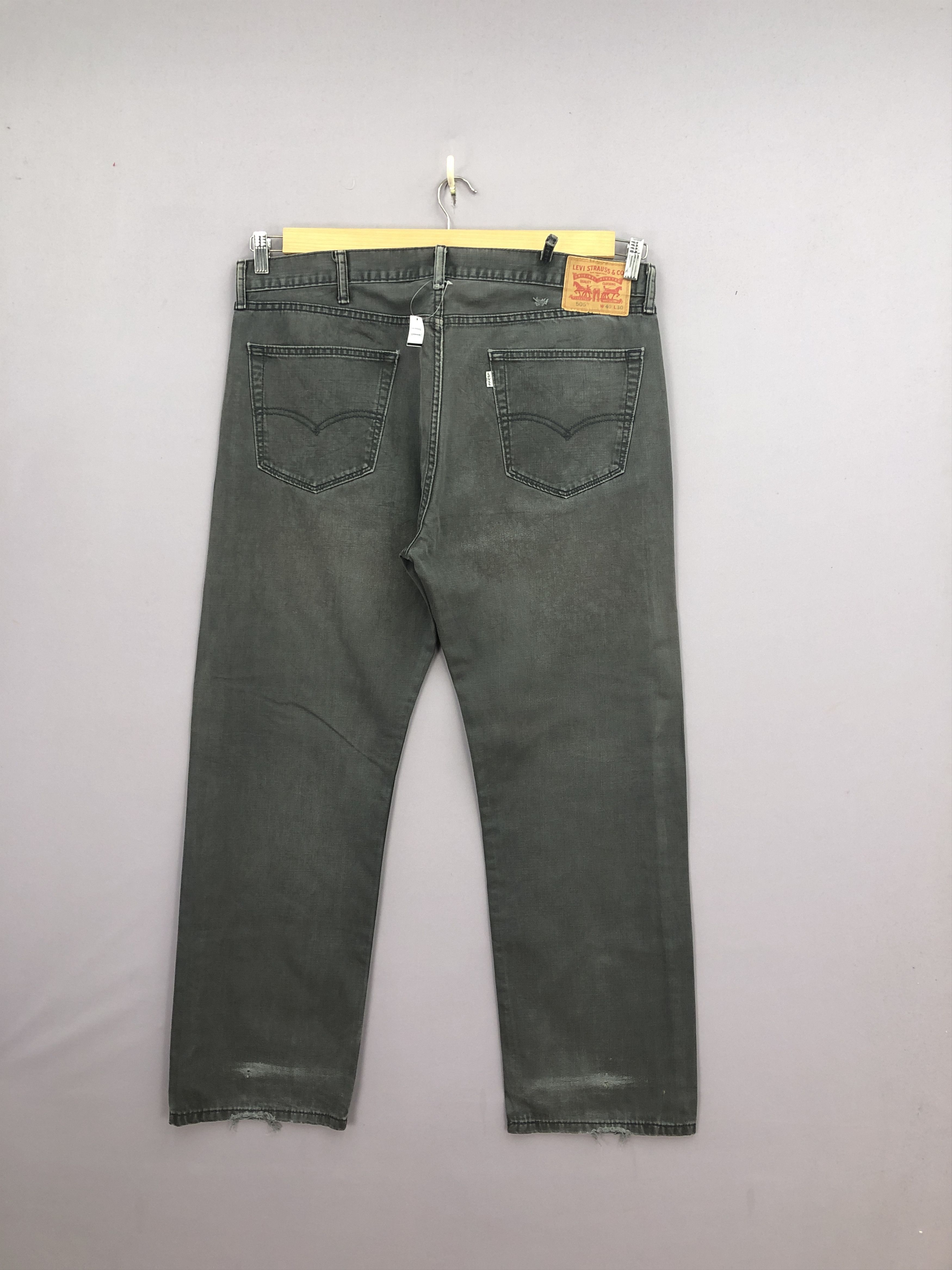 Levi's Vintage Levis 505 Super Black Jeans Ash Gray Denim BS47145 Size US 40 / EU 56 - 2 Thumbnail