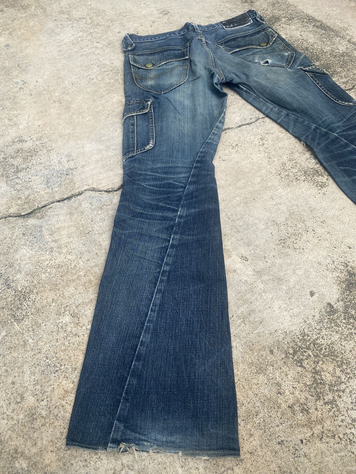 If Six Was Nine × Lee × Vintage Flare Jeans Lee Distressed Faded Bootcut Size US 31 - 14 Thumbnail