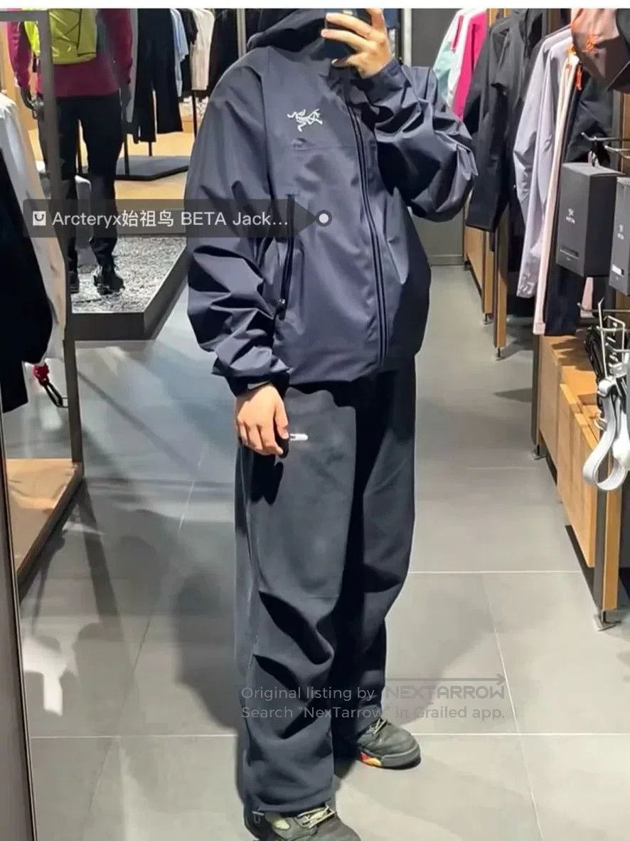 Arc'teryx Arc'teryx Beta Jacket XL Blue Black. Size US XL / EU 56 / 4 - 4 Thumbnail