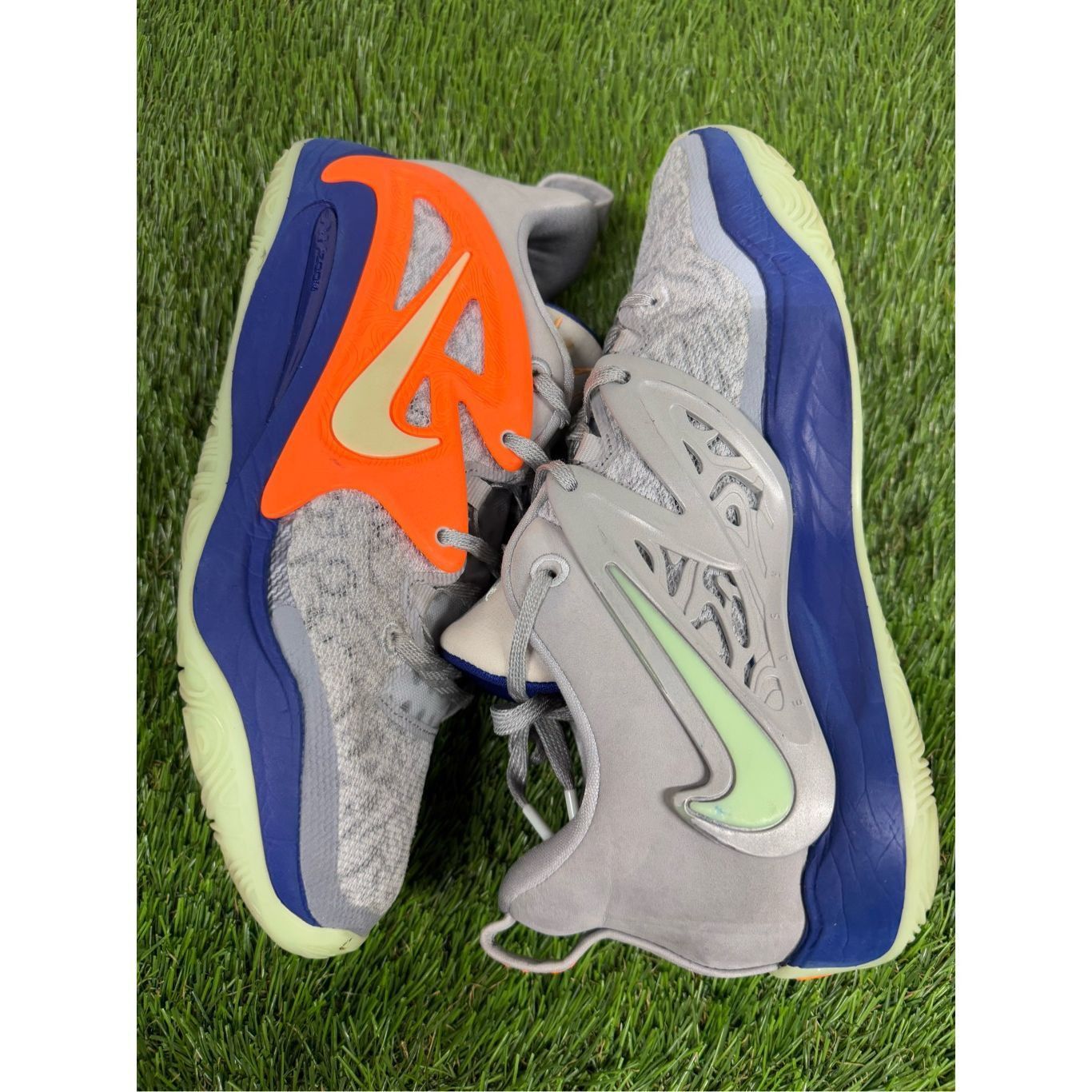 Nike Nike KD 15 Cardo 'Producer Pack' - Size 10.5M/12W Pre-Owned Size US 10.5 / EU 43-44 - 5 Thumbnail