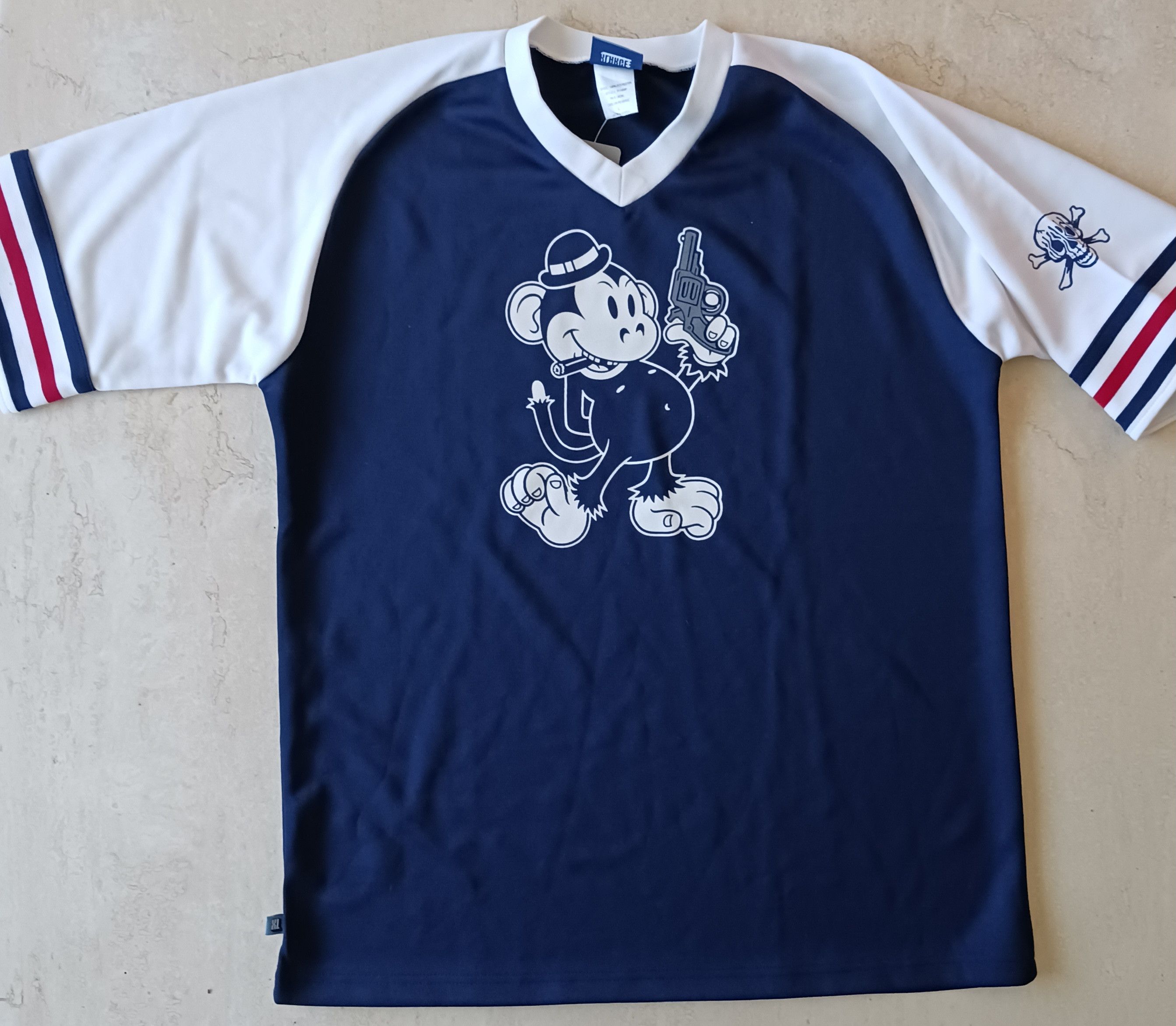 X-LARGE XLARGE OG Monkey w/ a Gun logo Retro Jersey Size US L / EU 52-54 / 3 - 1 Thumbnail