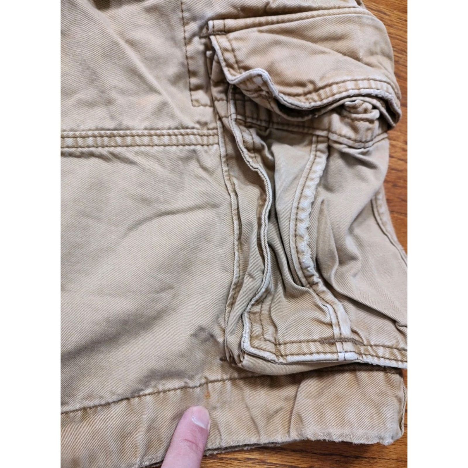 Abercrombie & Fitch VINTAGE Abercrombie & Fitch Y2k Military Brown Cargo Shorts Mens 33 Button Fly Brown Cotton Cargo 90s Army Outdoor Mensitles Size US 33 - 3 Thumbnail