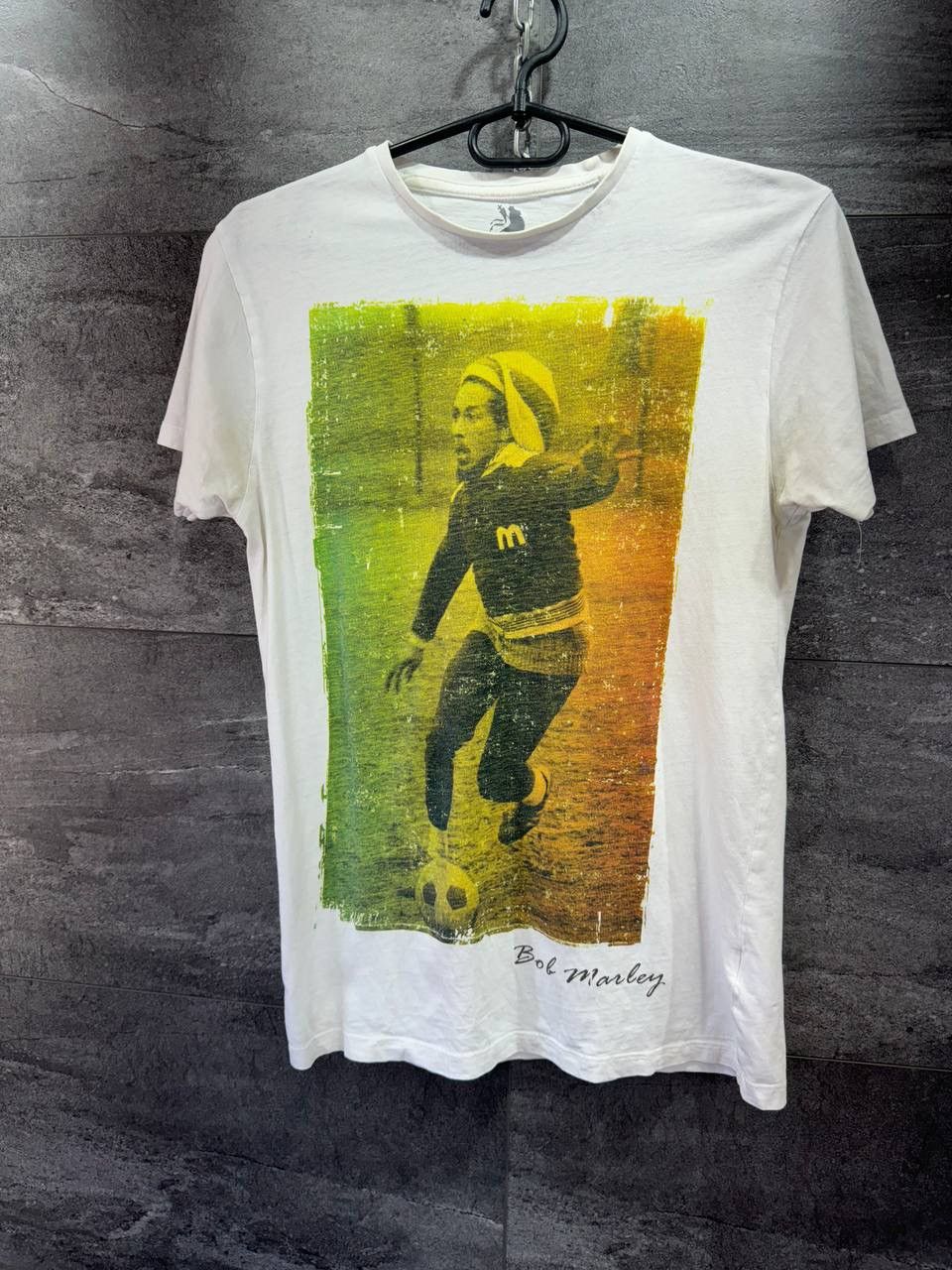 Bob Marley × Rap Tees × Vintage Vintage Bob Marley 'Soccer 77' T Shirt Tee Streetwear Hype Size US S / EU 44-46 / 1 - 1 Thumbnail