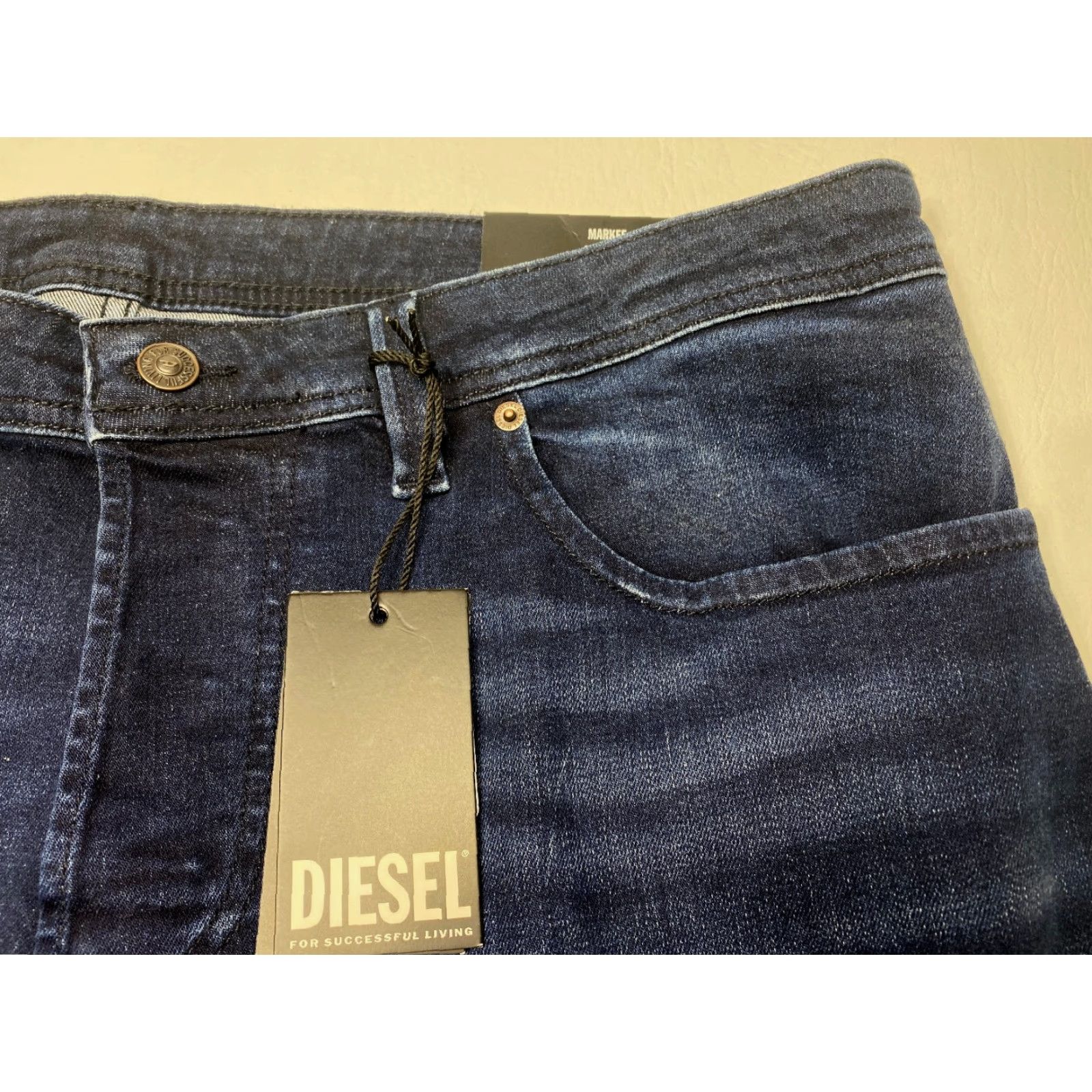 Diesel NWT Diesel Industry Markee Jeans Mens 38x32 Blue Denim Straight Leg Whiskers NEW Size US 38 / EU 54 - 6 Thumbnail