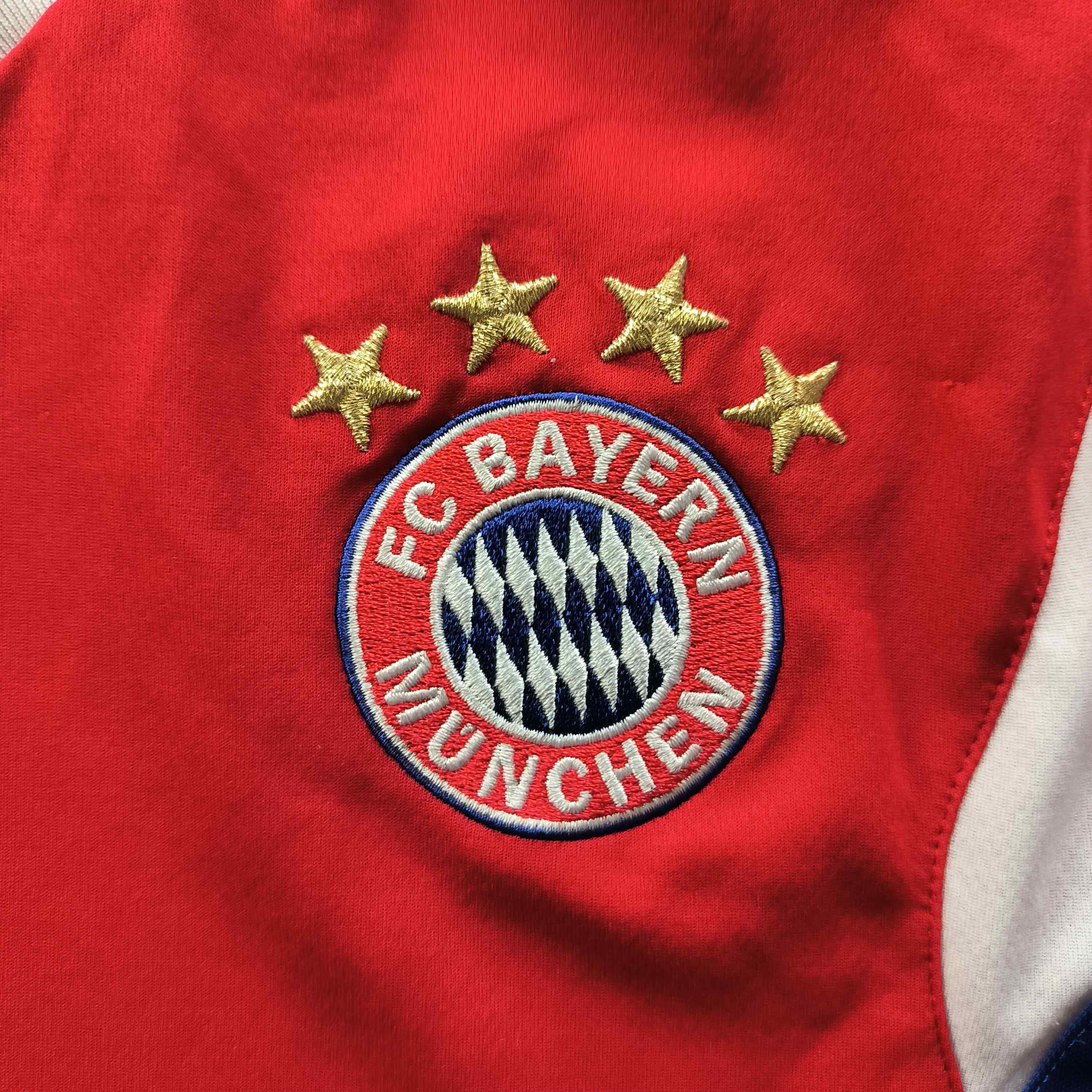 Adidas Bayern Munich 2014-15 Adidas training football jersey size S Size US S / EU 44-46 / 1 - 4 Thumbnail