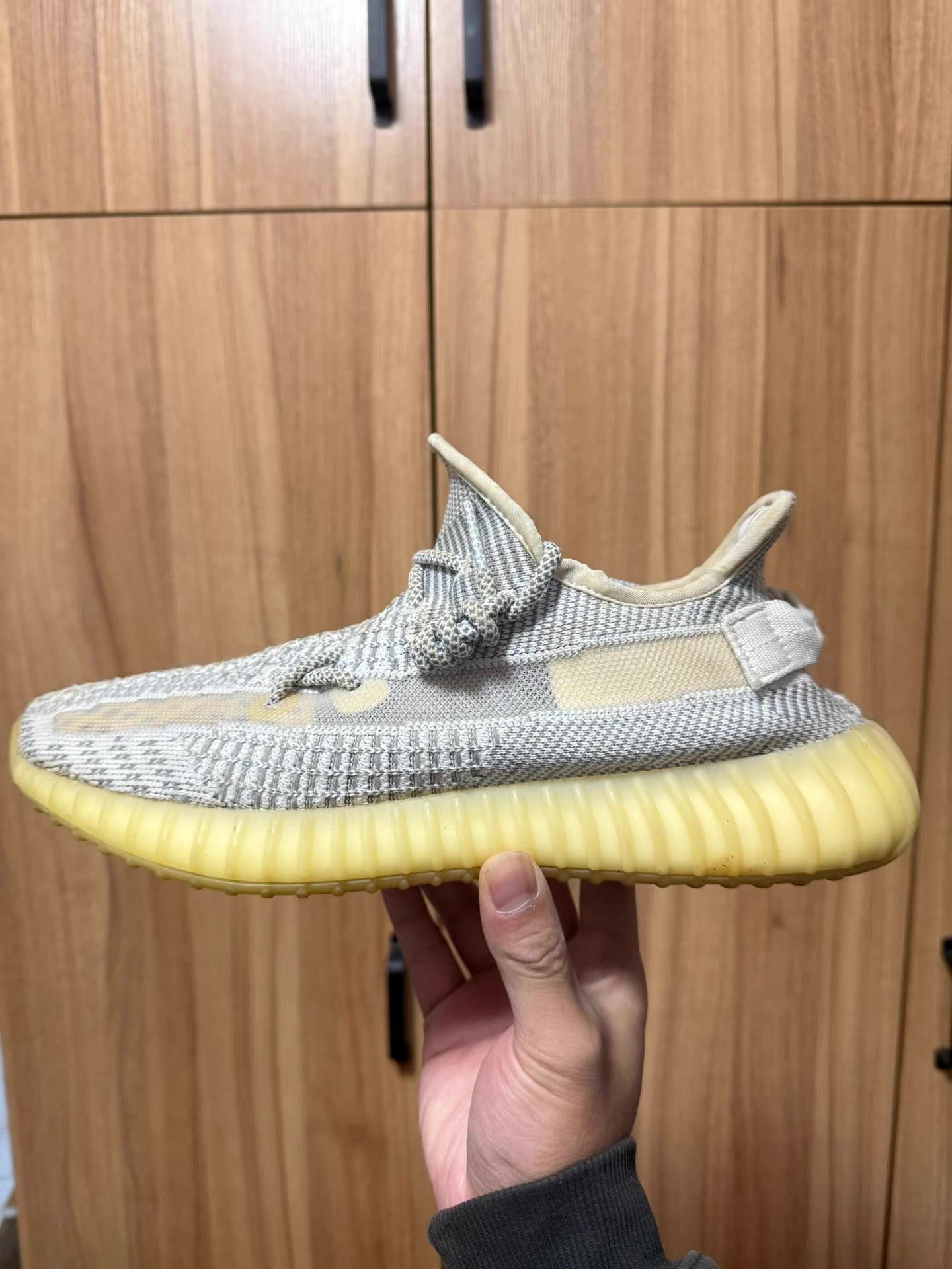Adidas Adidas Yeezy Boost 350 V2 Angel Ｑ20 Size US 10.5 / EU 43-44 - 1 Thumbnail