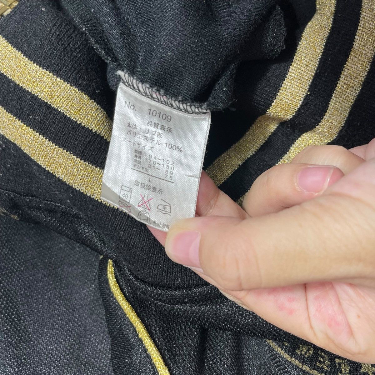 Vintage Vintage L’GARAGE Gothic Zip Hoodie Black Gold Cross Graphic Size US L / EU 52-54 / 3 - 7 Thumbnail