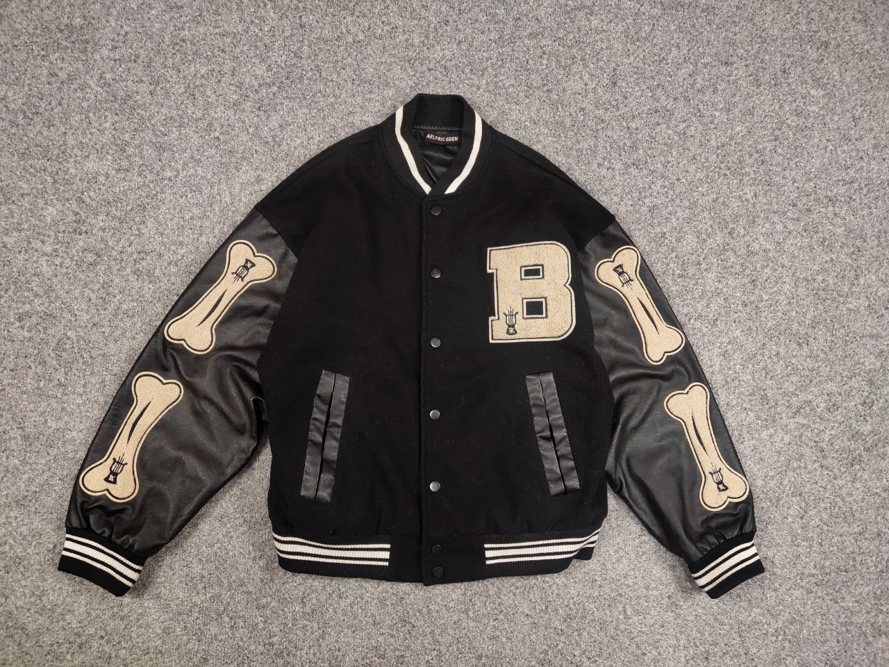 Japanese Brand Vintage Bones Japan Skeleton Letterman Varsity Bomber Jacket Size US S / EU 44-46 / 1 - 13 Thumbnail