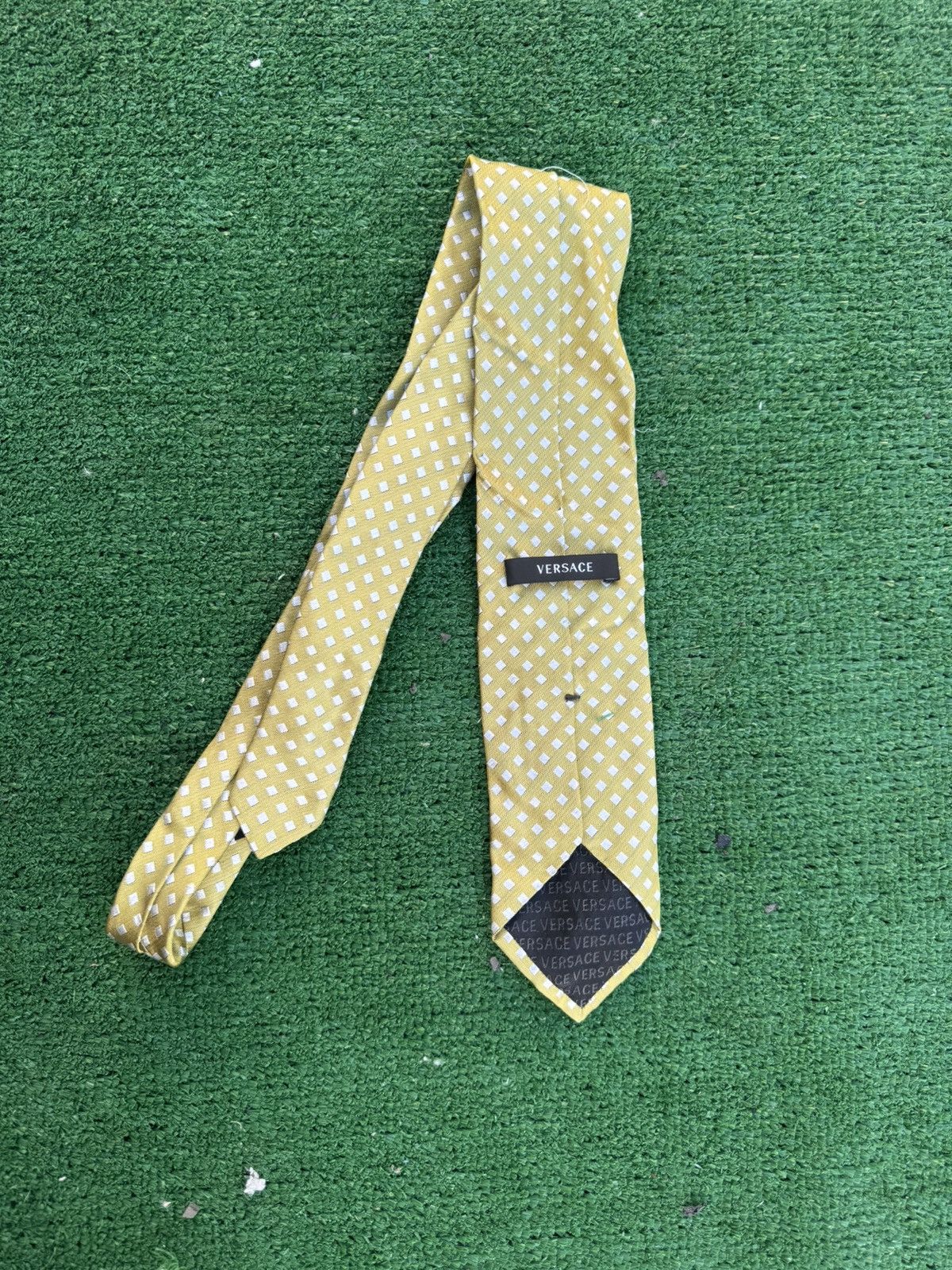 Versace Versace Silk Tie Yellow and White Polka Dot Size ONE SIZE - 7 Thumbnail