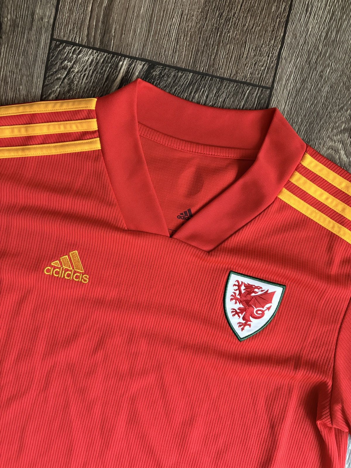 Adidas Wales National Team Adidas Euro Football Jersey 2020 2021 Size US S / EU 44-46 / 1 - 2 Thumbnail