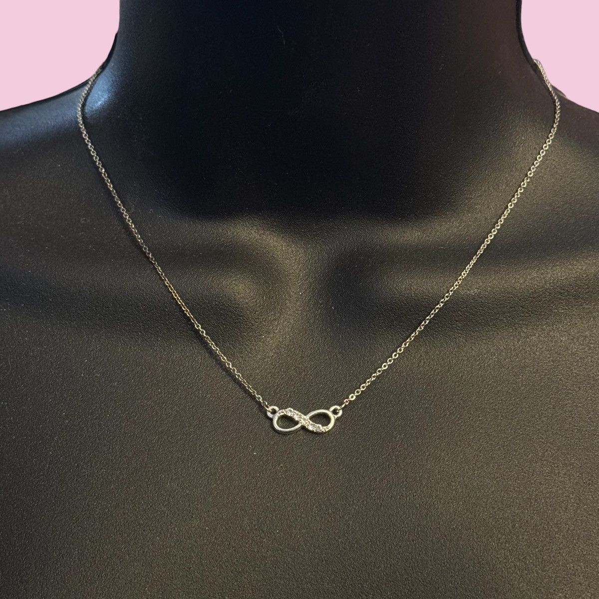 Other Dainty silver tone infinity necklace Size ONE SIZE - 1 Thumbnail