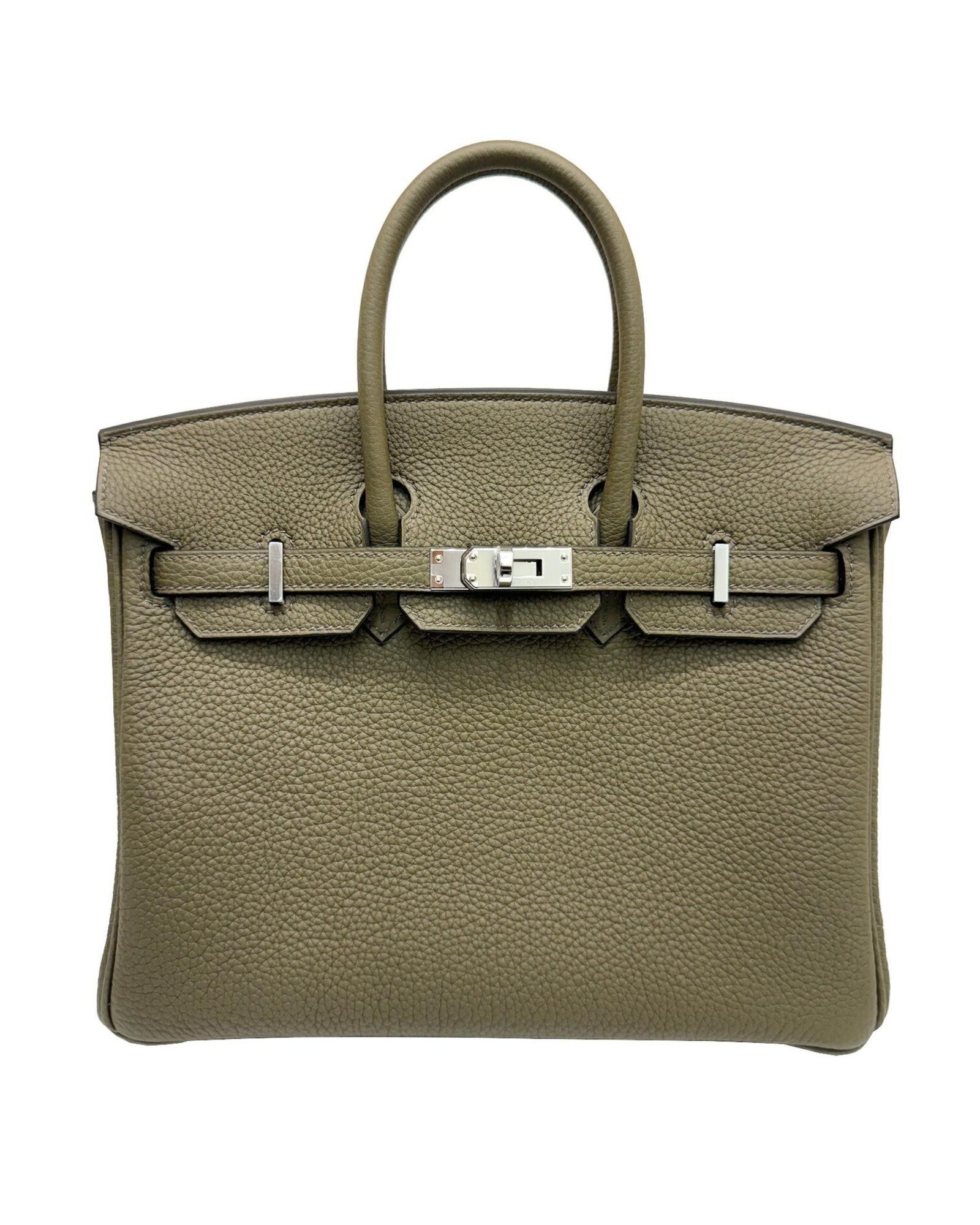 image of Hermes Elegant Togo Leather Handbag - Excellent Condition in Grey, Women's