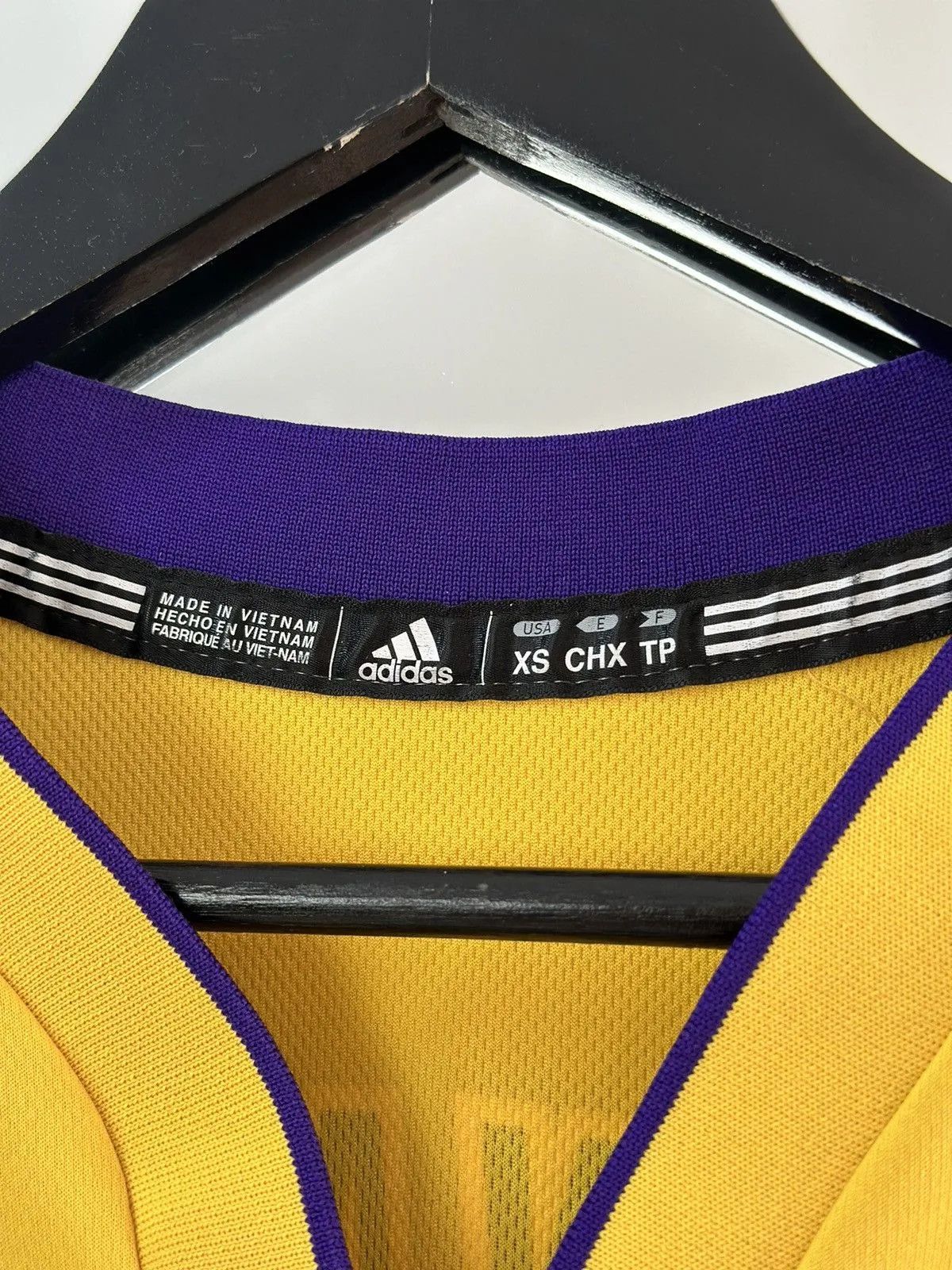 NBA Los Angeles Lakers Basketball Jersey Adidas NBA Kobe BRYANT Size US XS / EU 42 / 0 - 10 Thumbnail