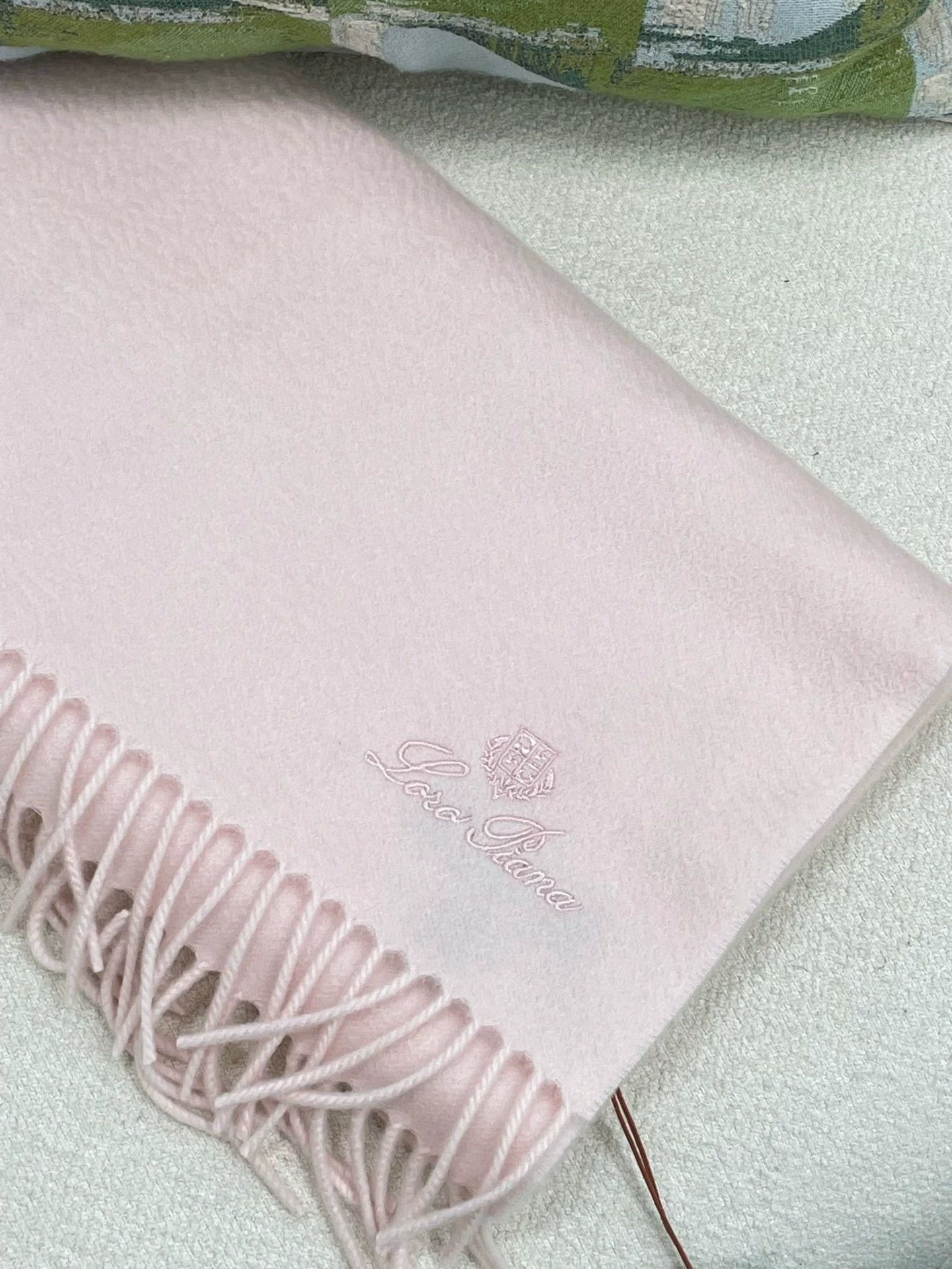 Loro Piana Loro Piana Pink Cashmere Fringe Scarf - dmc Size ONE SIZE - 1 Thumbnail
