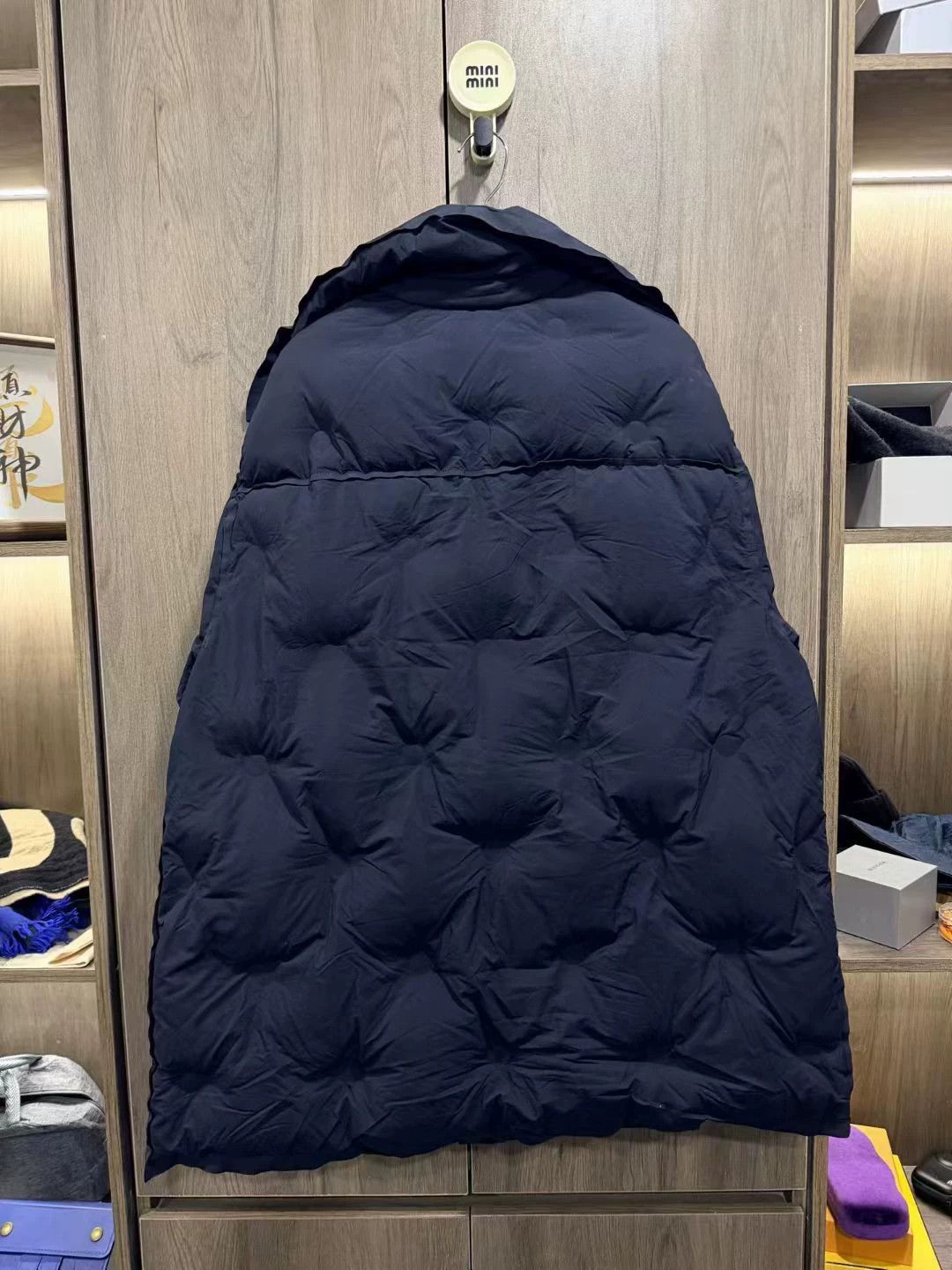 Maison Margiela Maison Margiela Navy Blue Cloud Padded Jacket, Size M / US 6-8 / IT 42-44 - 3 Thumbnail