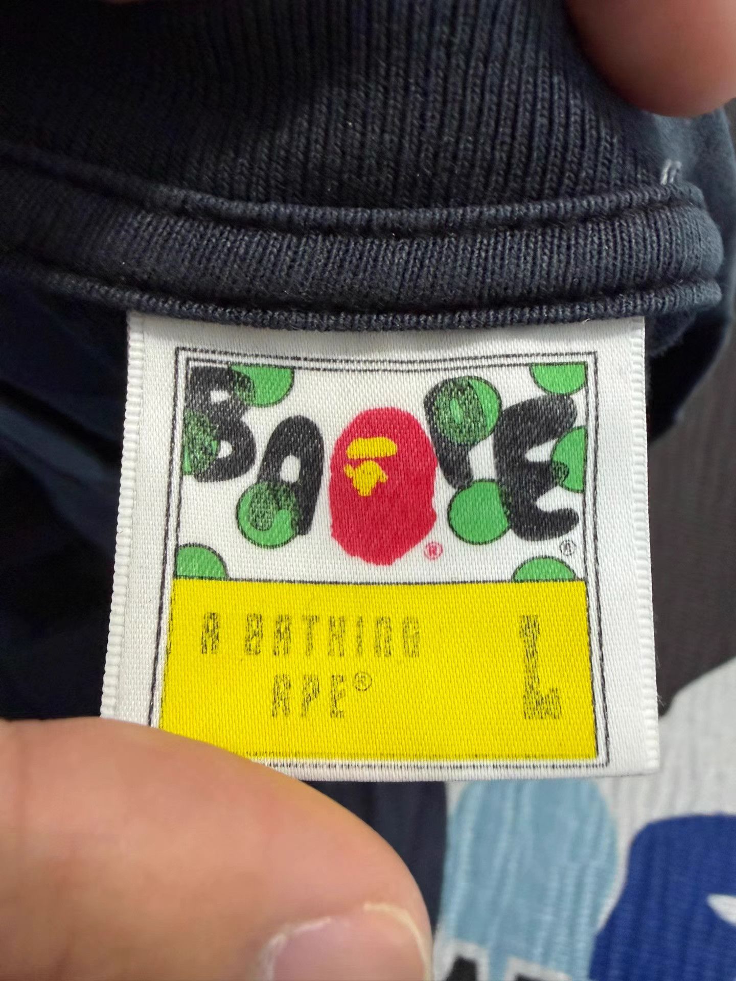 Bape BAPE Ape Don't Fight Ape Short Sleeve Tee Size US M / EU 48-50 / 2 - 8 Thumbnail
