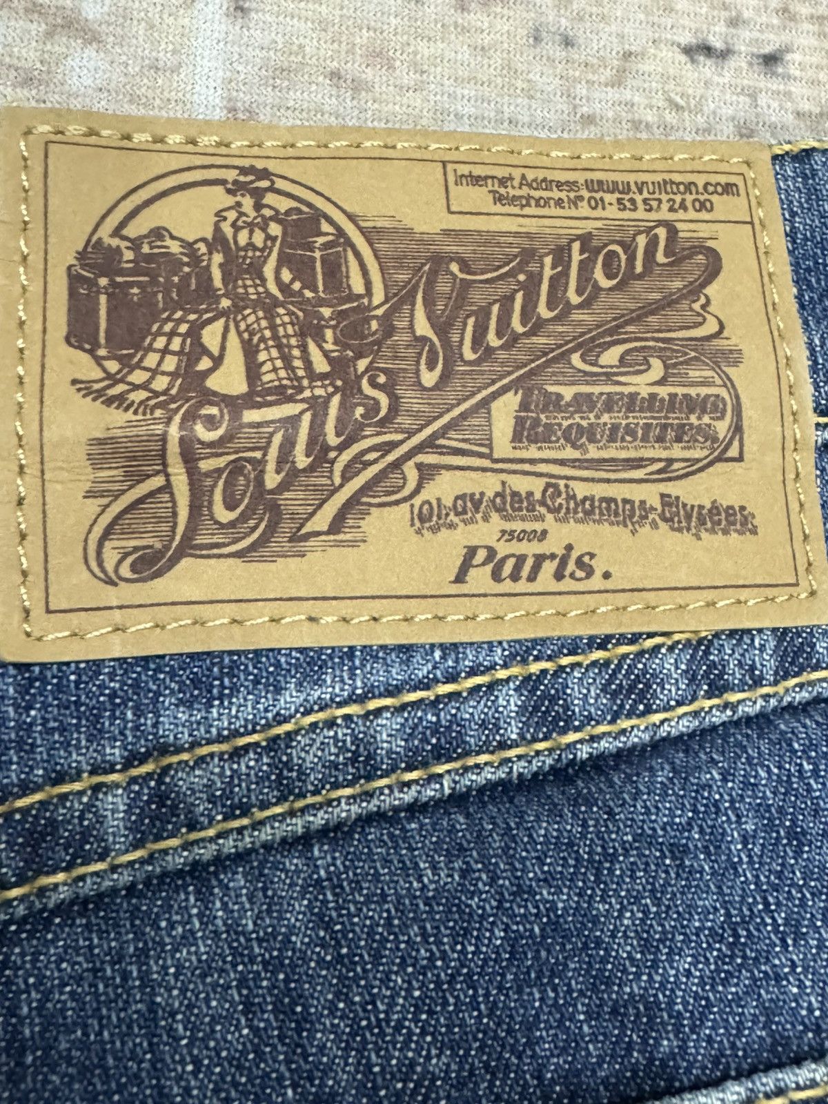 Louis Vuitton vintage LV jeans made in Italy Size US 29 - 23 Thumbnail
