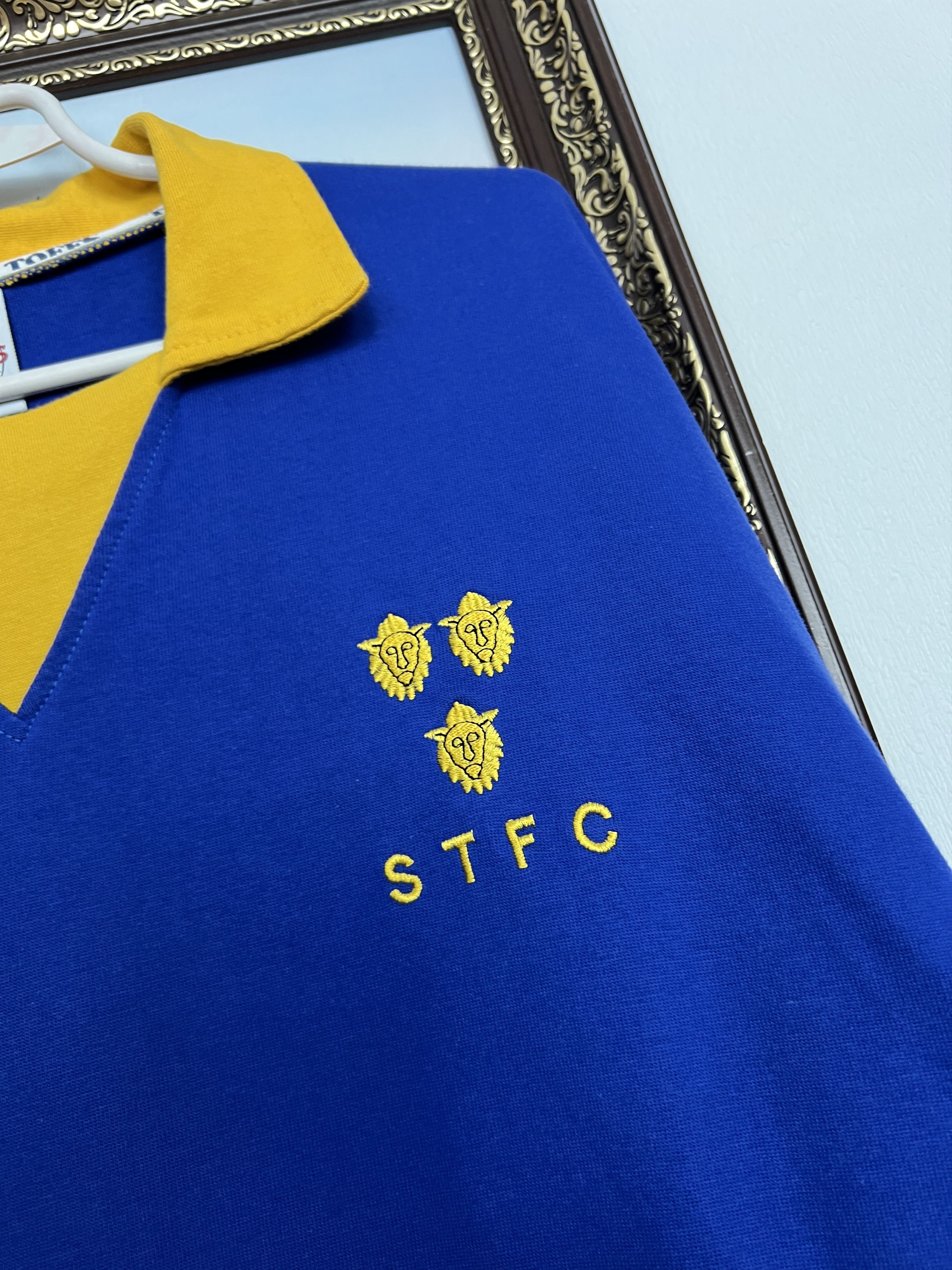 Toffs Shrewsbury Town 1970 -1977 Retro Football Shirt Toffs Size US L / EU 52-54 / 3 - 5 Thumbnail