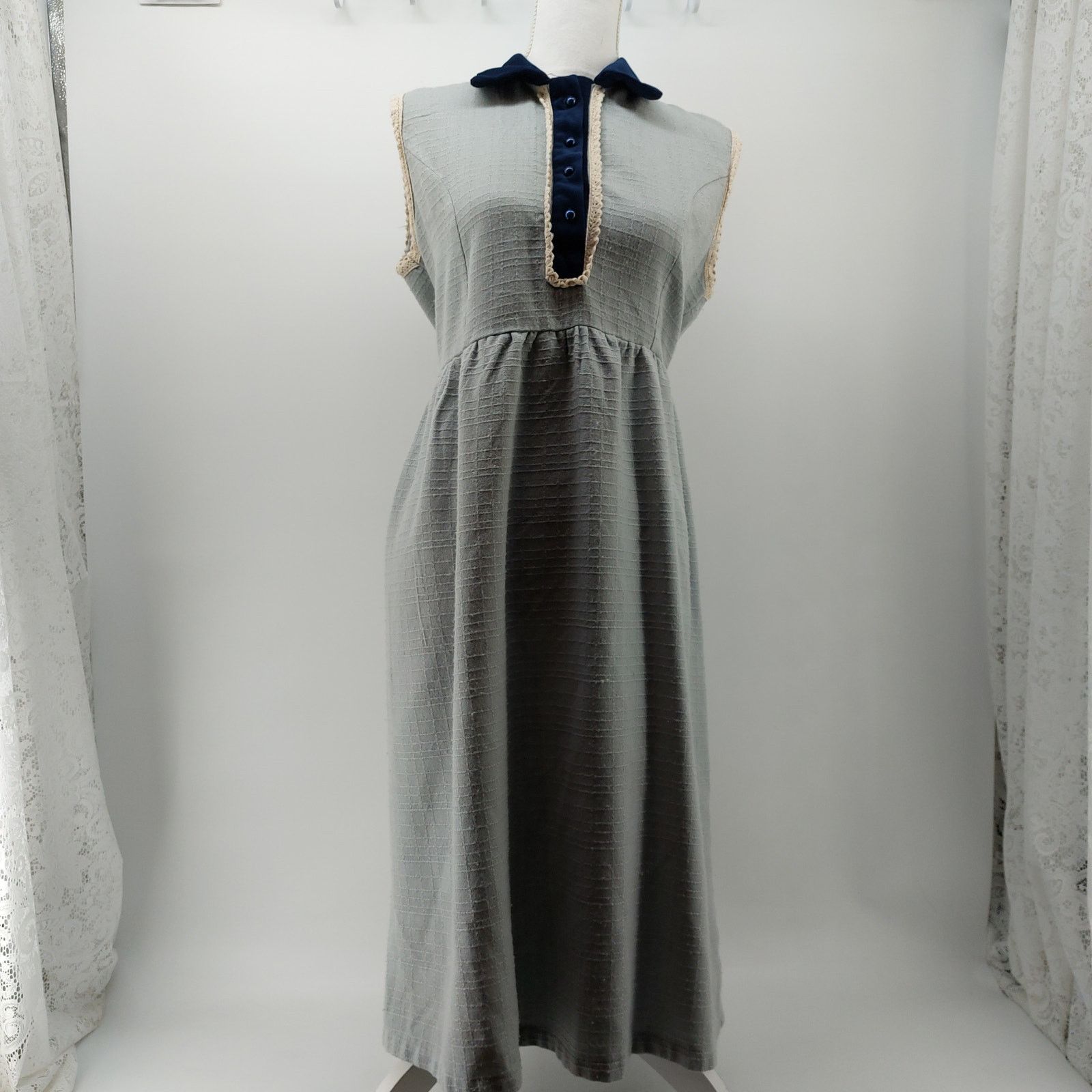 Other Vintage Women's Dress Blue Velvet Modest Cottagecore Sz 40 Size M / US 6-8 / IT 42-44 - 1 Thumbnail