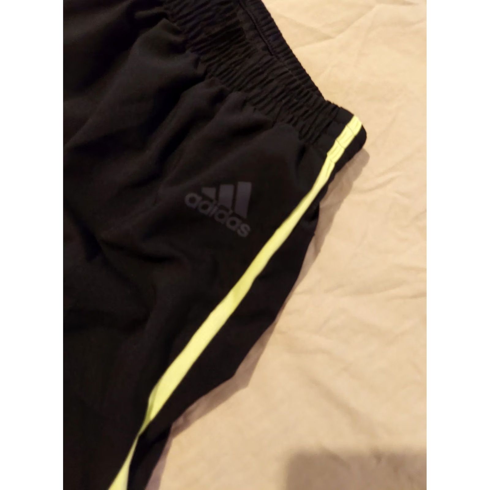 Adidas Mens adidas Medium Black Athletic Shorts Gym Workout Running Size US 31 - 2 Thumbnail