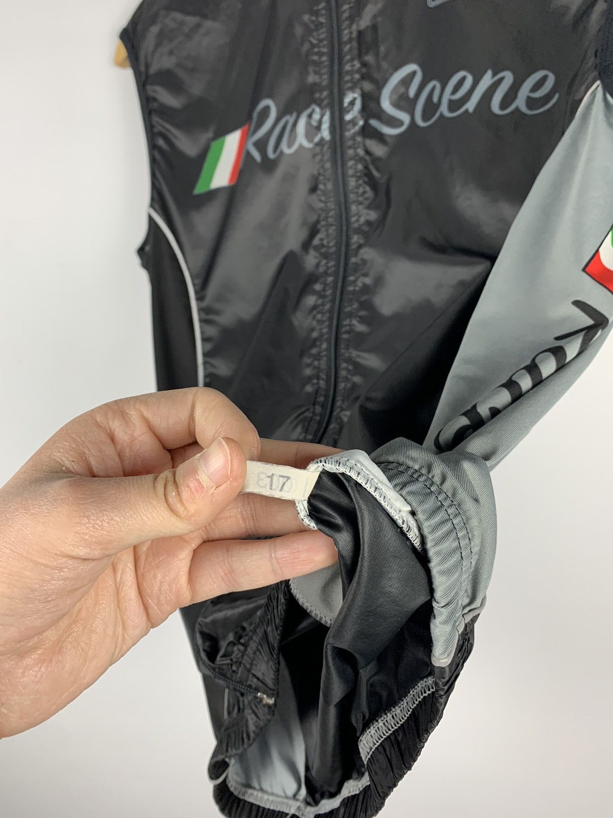 Other Santini Italy Cycling Jacket Vest Sleeveless Gilet Size XL Size US XL / EU 56 / 4 - 13 Thumbnail