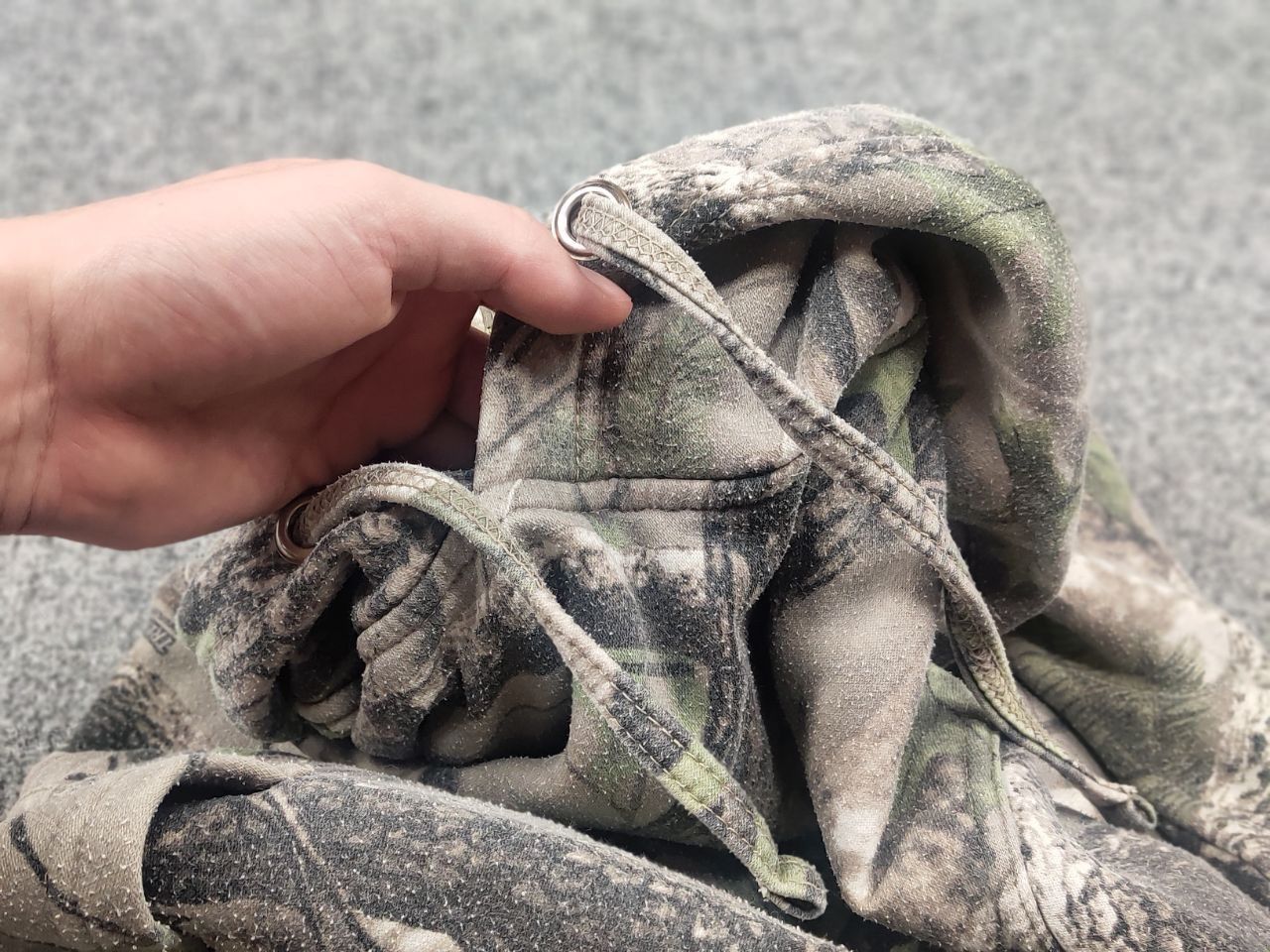 Vintage Vintage game technical apparel RealTree Hoodie Y2K Style Size US M / EU 48-50 / 2 - 15 Thumbnail