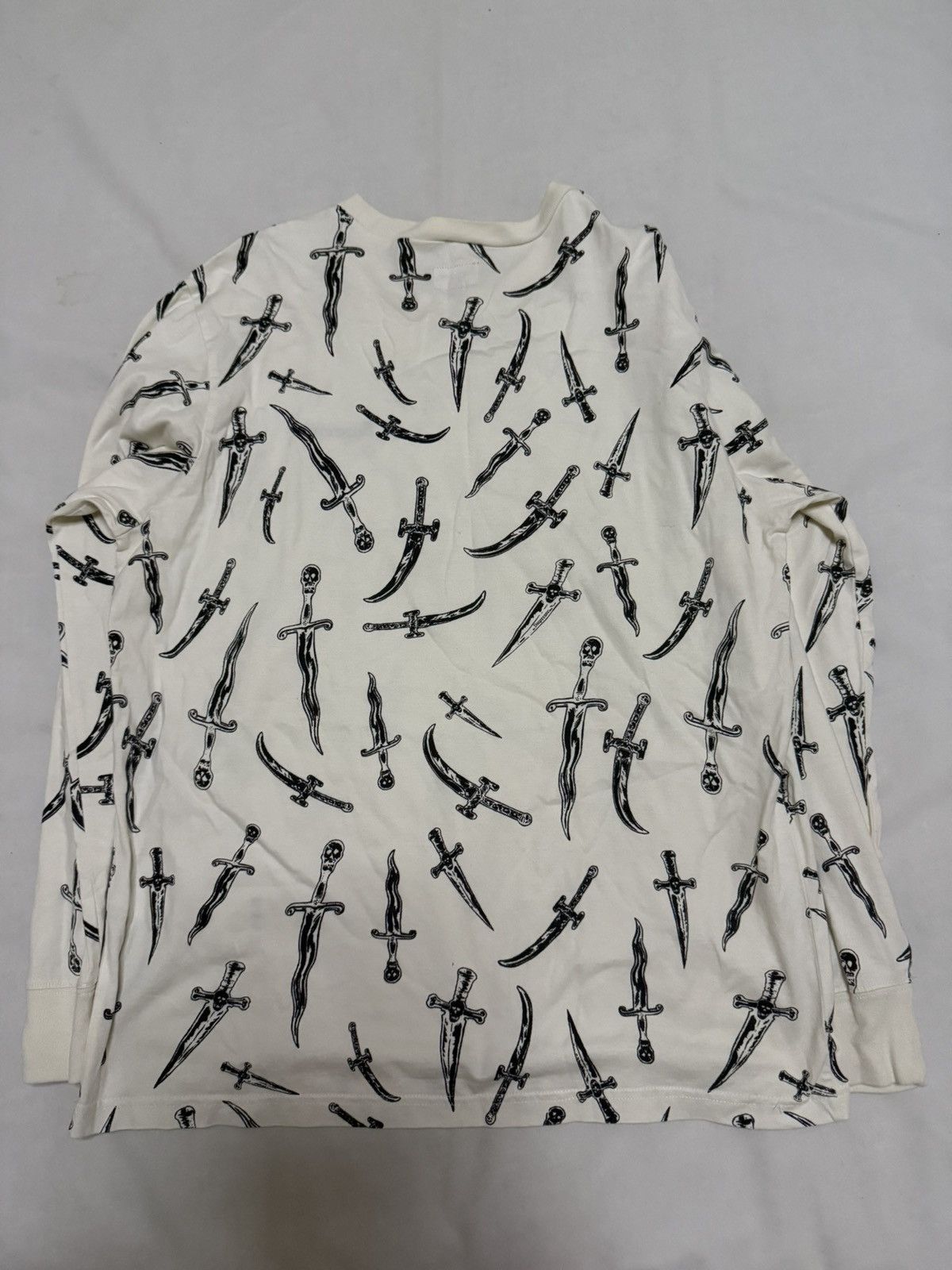 Supreme Supreme knife longsleeve tee T-shirt crew Size US L / EU 52-54 / 3 - 2 Thumbnail