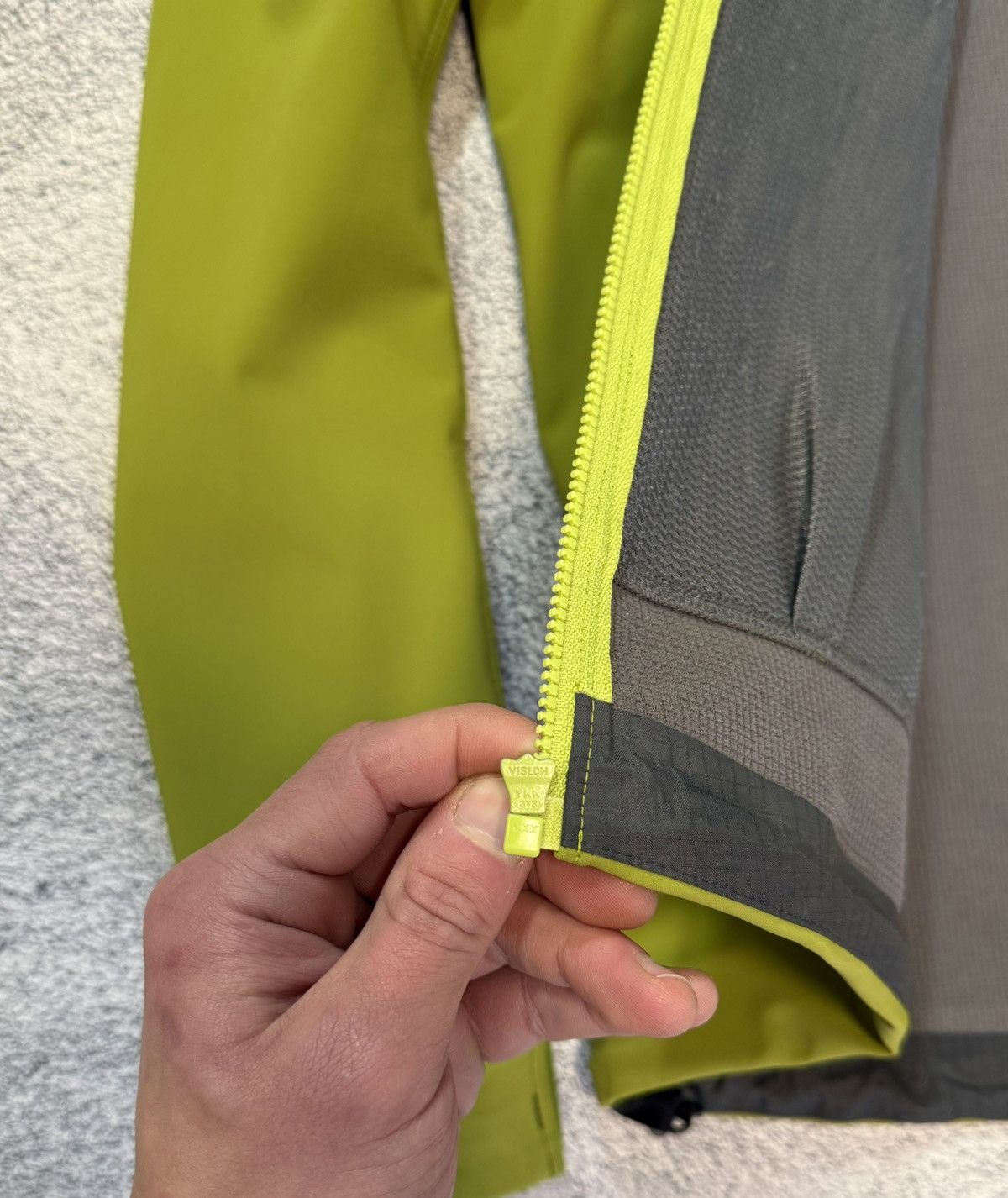 Arc'teryx Arc’teryx Epsilon LT Hoody Jacket Men M Green Softshell Size US M / EU 48-50 / 2 - 9 Thumbnail