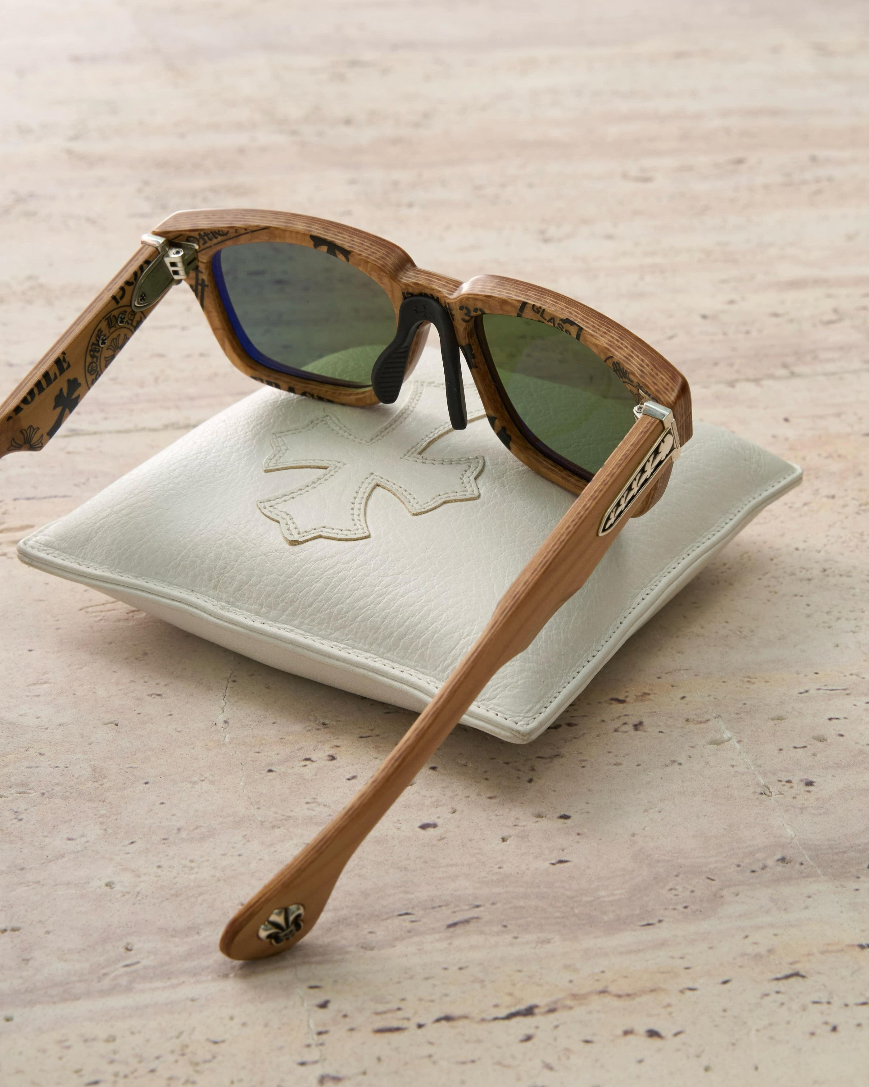 Chrome Hearts CHROME HEARTS LILITH WOOD PLYWOOD Size ONE SIZE - 8 Thumbnail