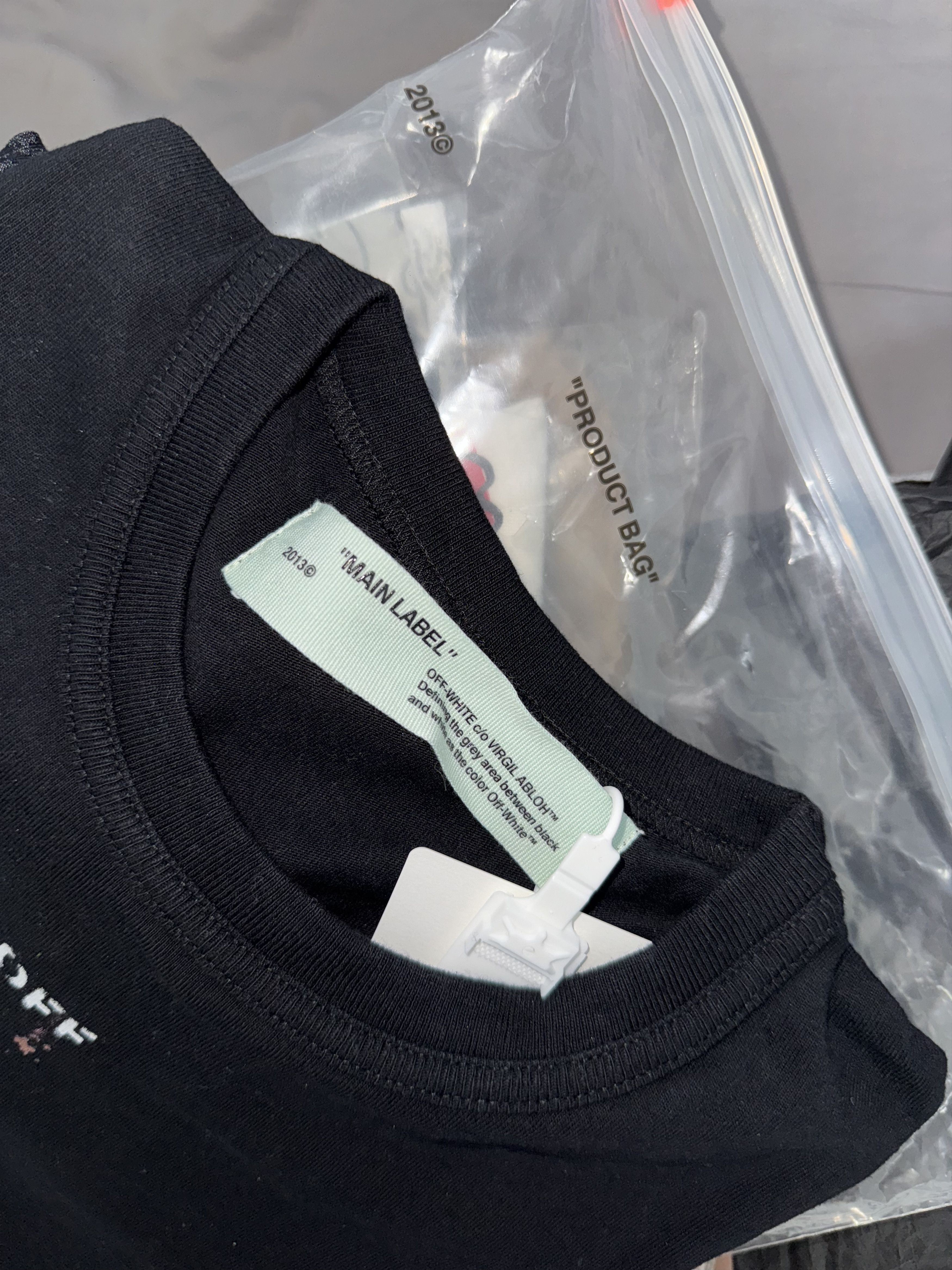 Off-White Off-White Virgil Abloh Galaxy Brush Longsleeve T-Shirt Size US M / EU 48-50 / 2 - 3 Thumbnail