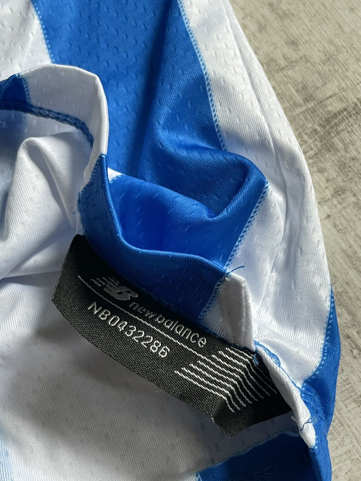 New Balance New Balance FC Porto 2022/2023 Home Football Shirt Jersey Size US M / EU 48-50 / 2 - 9 Thumbnail