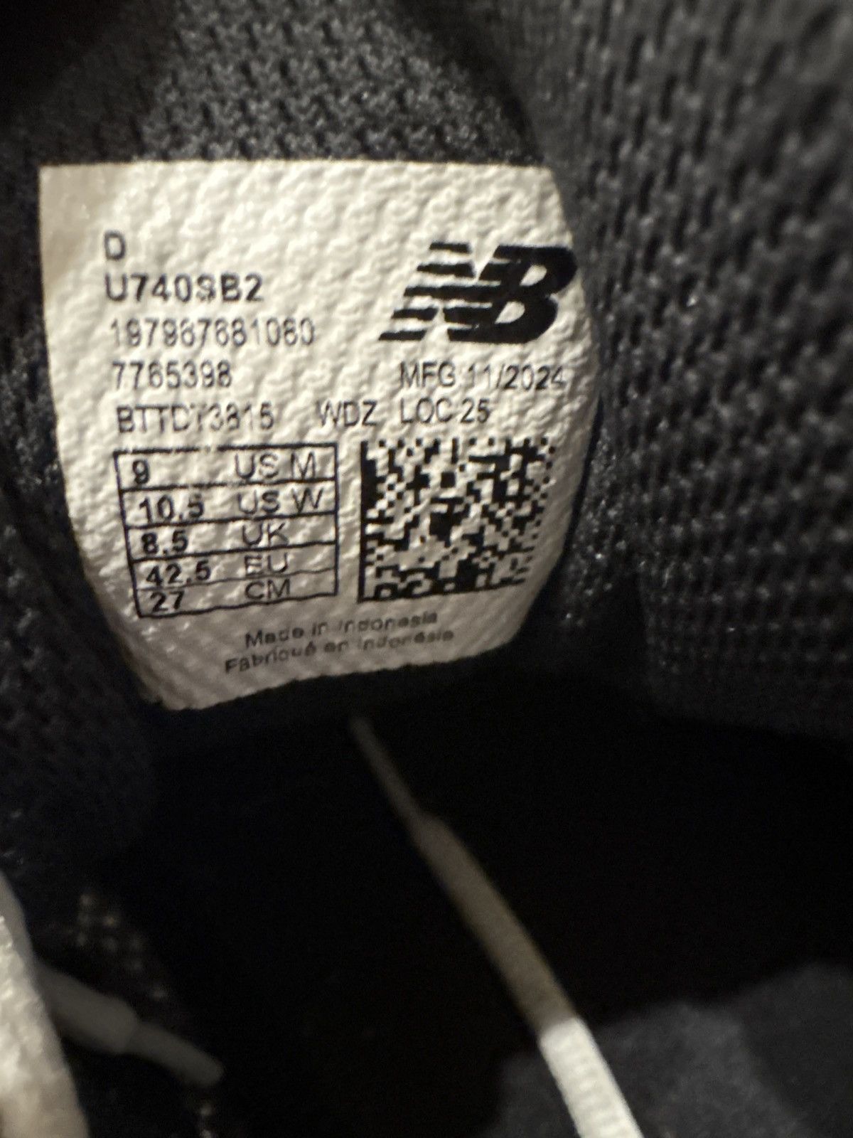 New Balance New Balance 740 Size US 9 / EU 42 - 2 Thumbnail