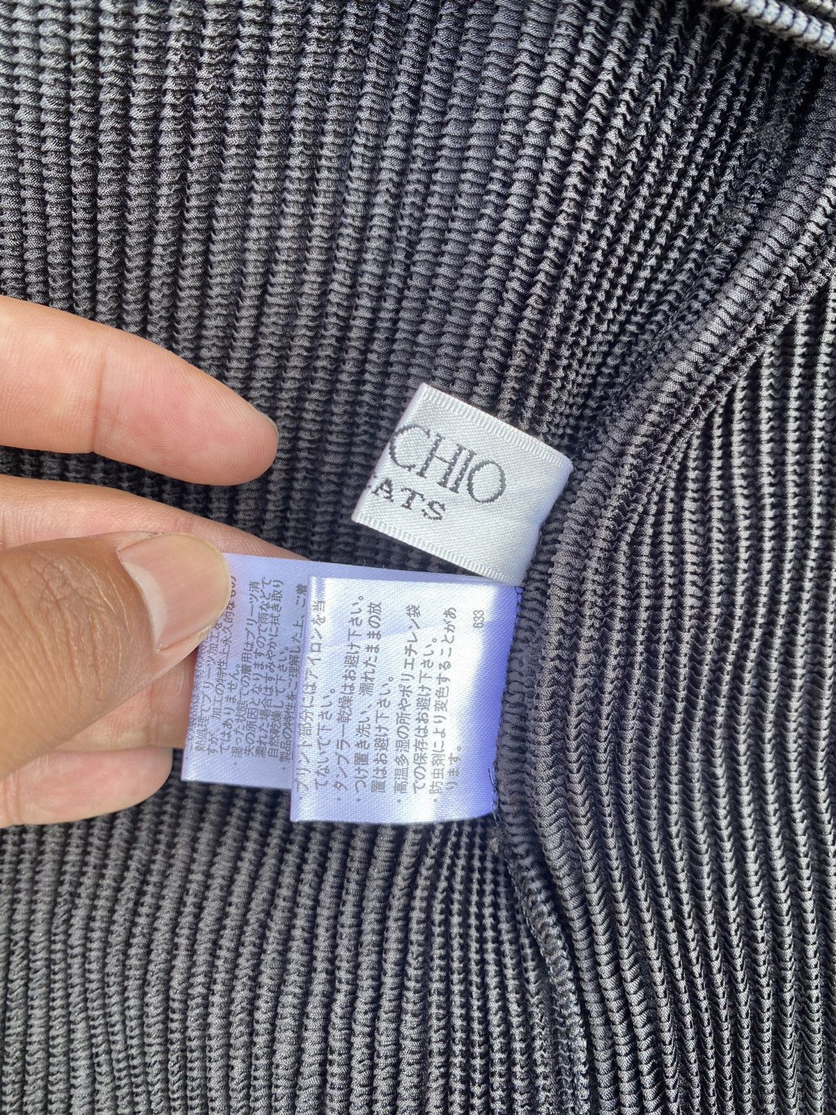 Issey Miyake specchio pleats long cardigan Size S / US 4 / IT 40 - 11 Thumbnail