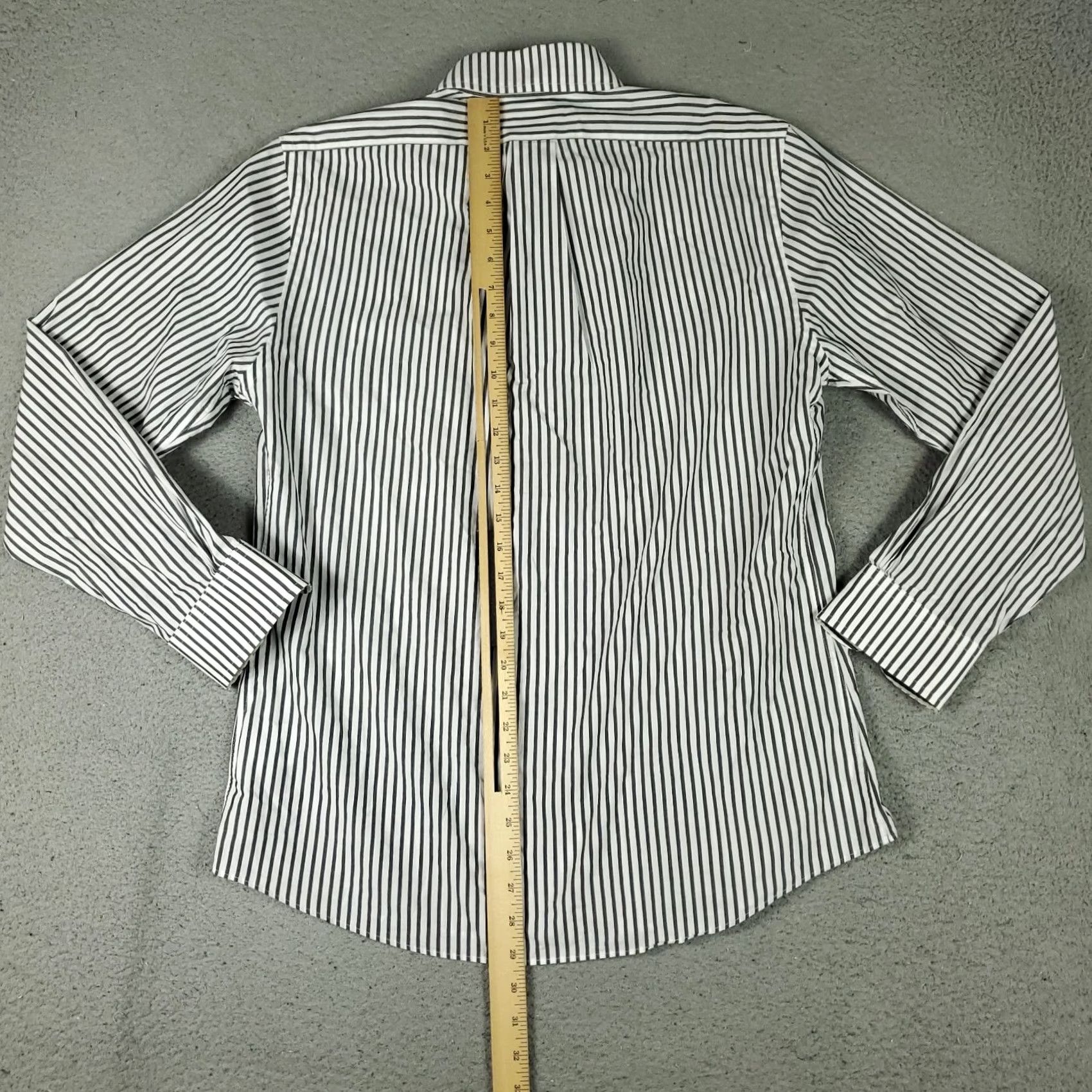 Brooks Brothers Brooks Brothers Shirt Mens Medium Gray White Regent Button Up Long Sleeve Casual Formal Workwear Modern Preppy Mens Size US M / EU 48-50 / 2 - 3 Thumbnail