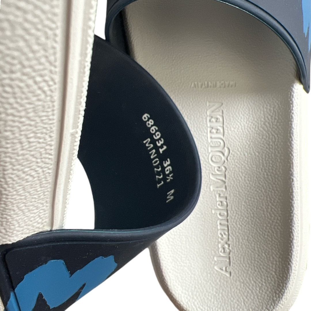 Alexander McQueen ALEXANDER MCQUEEN Navy Debossed Slide Sandals IT36.5/US6.5 Size US 6.5 / IT 36.5 - 12 Thumbnail