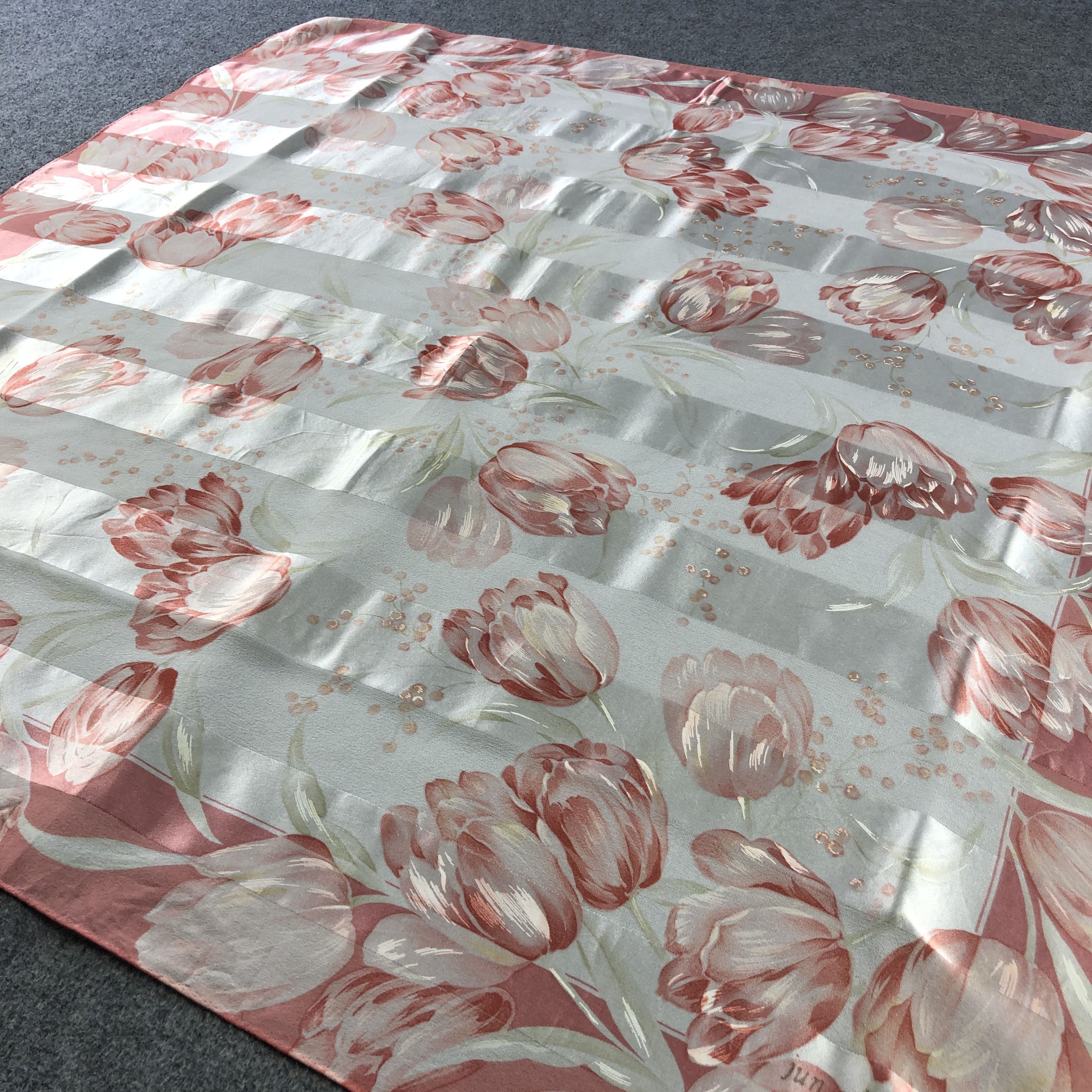 Japanese Brand Jun Ashida Floral Silk Scarf M1371 Size ONE SIZE - 3 Thumbnail