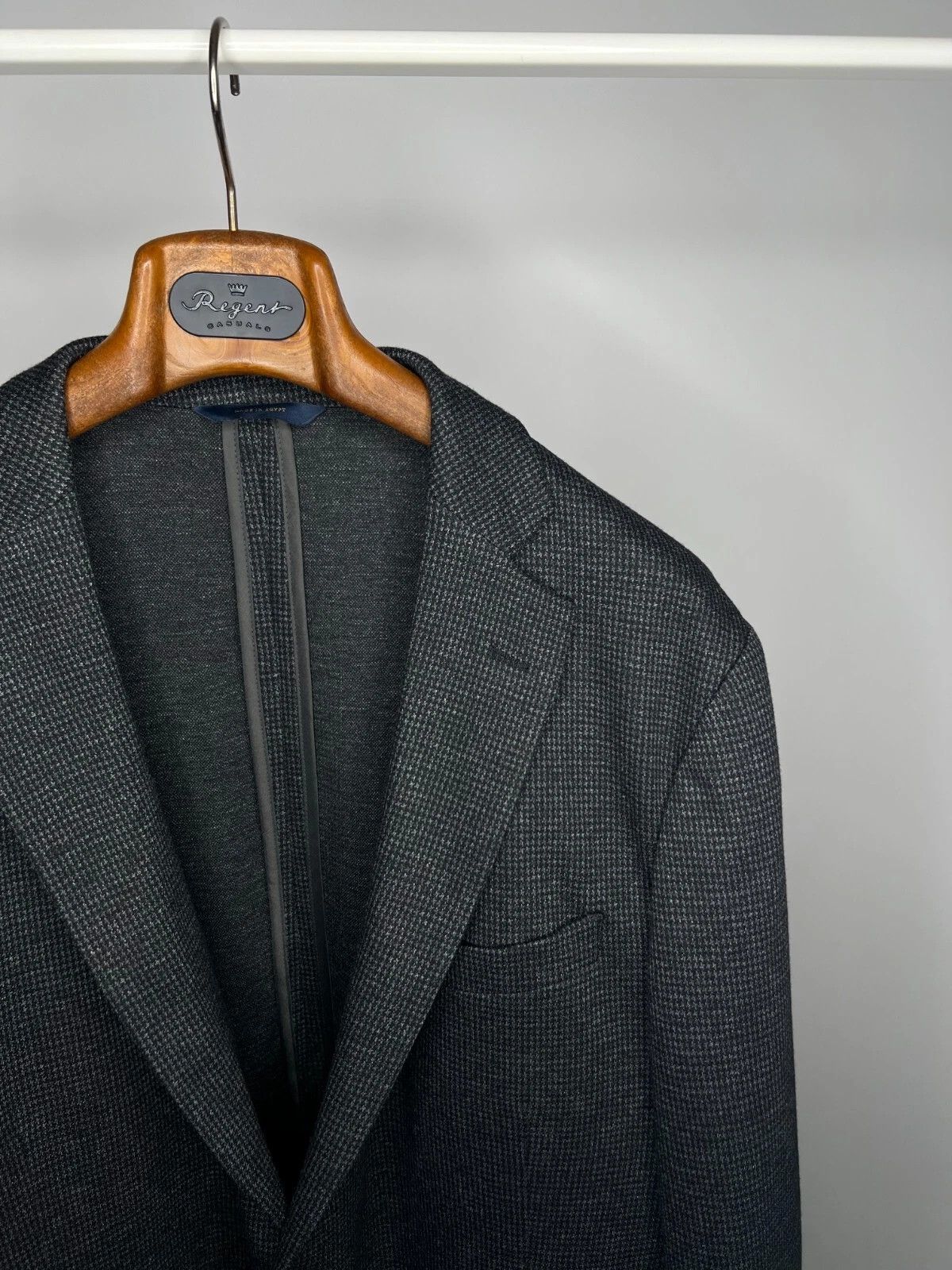 Brooks Brothers Brooks Brothers Regent Fit Houndstooth Dark Grey Blazer Size 48R - 3 Thumbnail