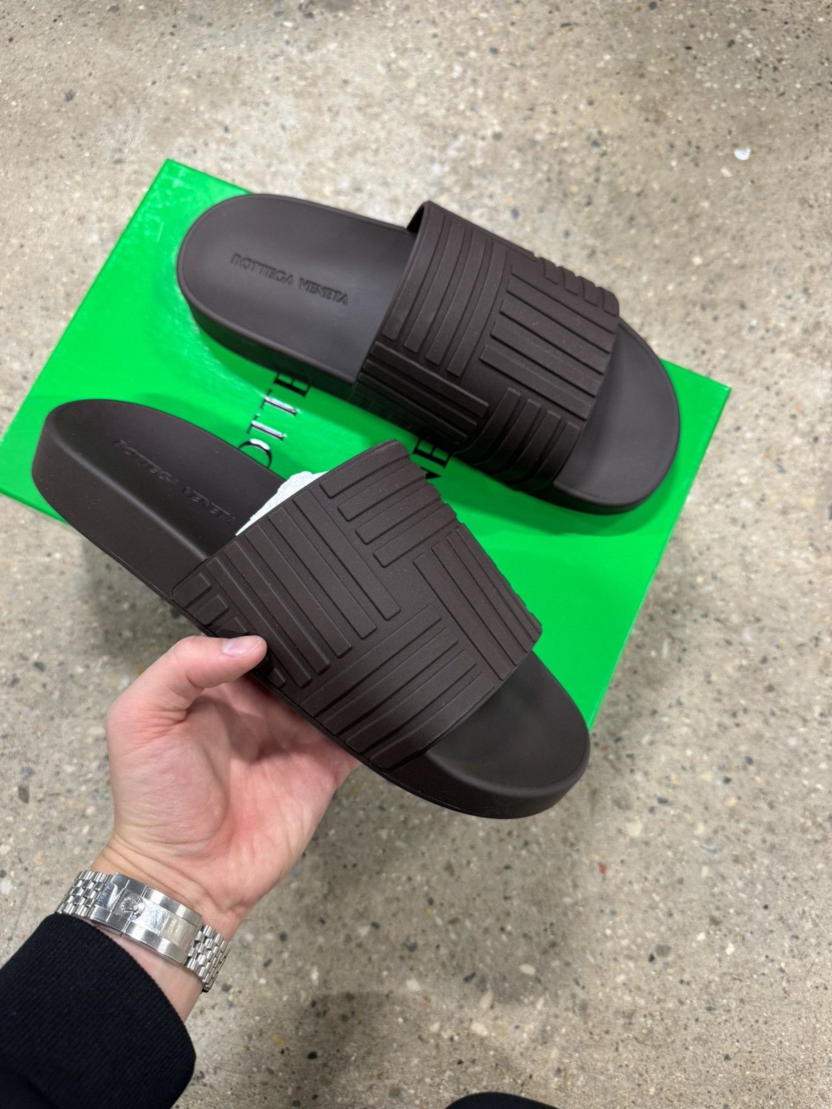 Bottega Veneta Bottega Veneta Embossed Rubber Slides NEW 550$ Size US 9 / EU 42 - 1 Thumbnail