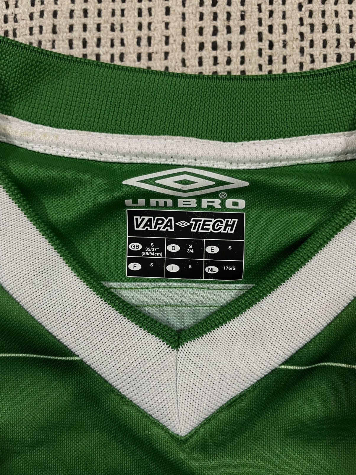Umbro × Vintage Ireland 2003 Home Kit With Sponsor Size US M / EU 48-50 / 2 - 5 Thumbnail