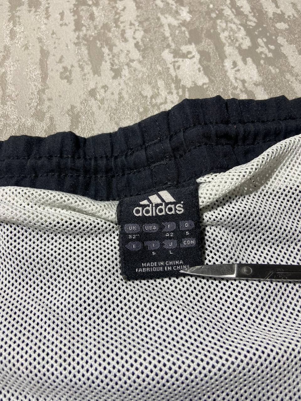 Adidas New Castle united Adidas 2003 Shorts size S Size US 30 / EU 46 - 9 Thumbnail