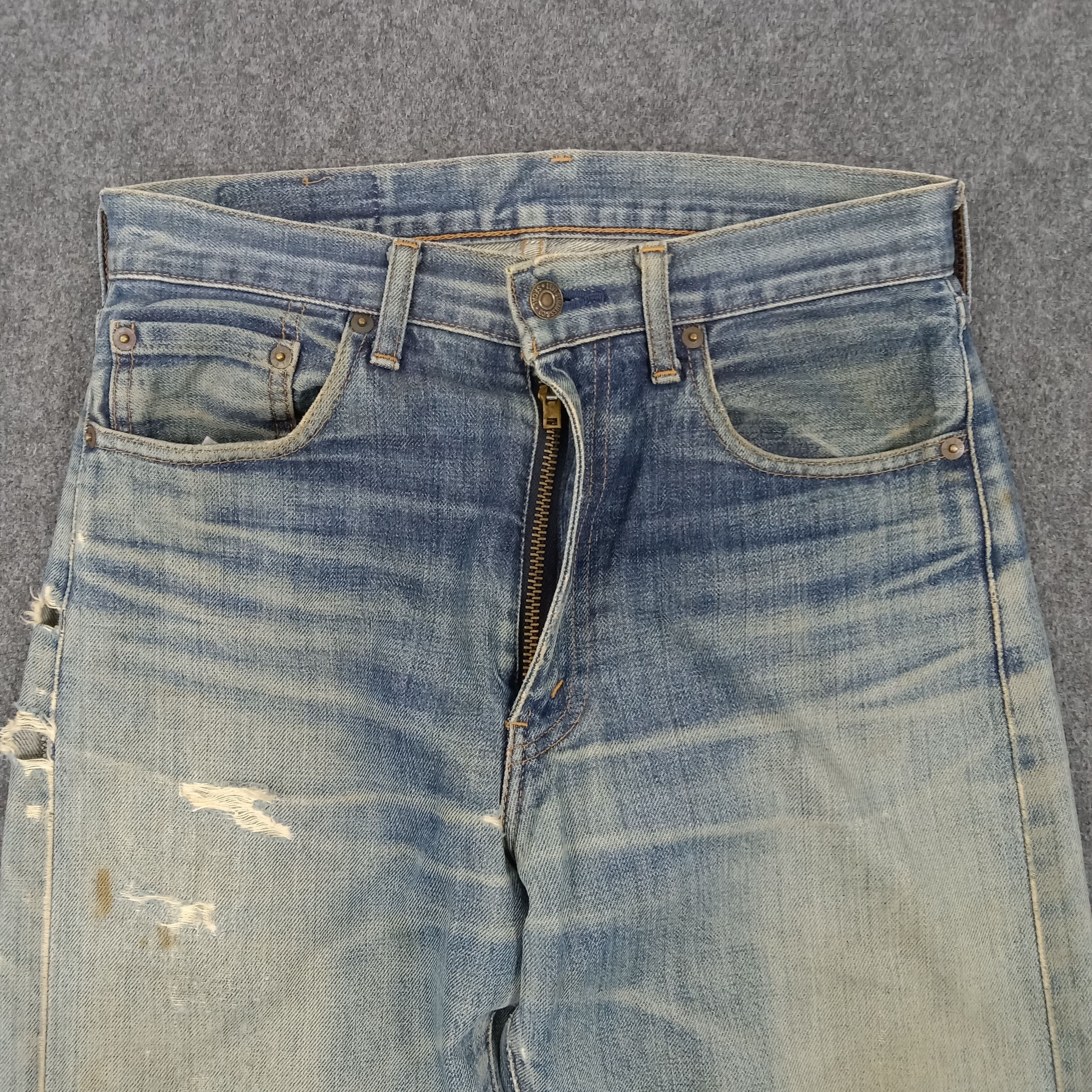 Levi's × Vintage Levi's 551 Z American Big E Distressed SelvedgeDenim Jeans Size US 29 - 2 Thumbnail