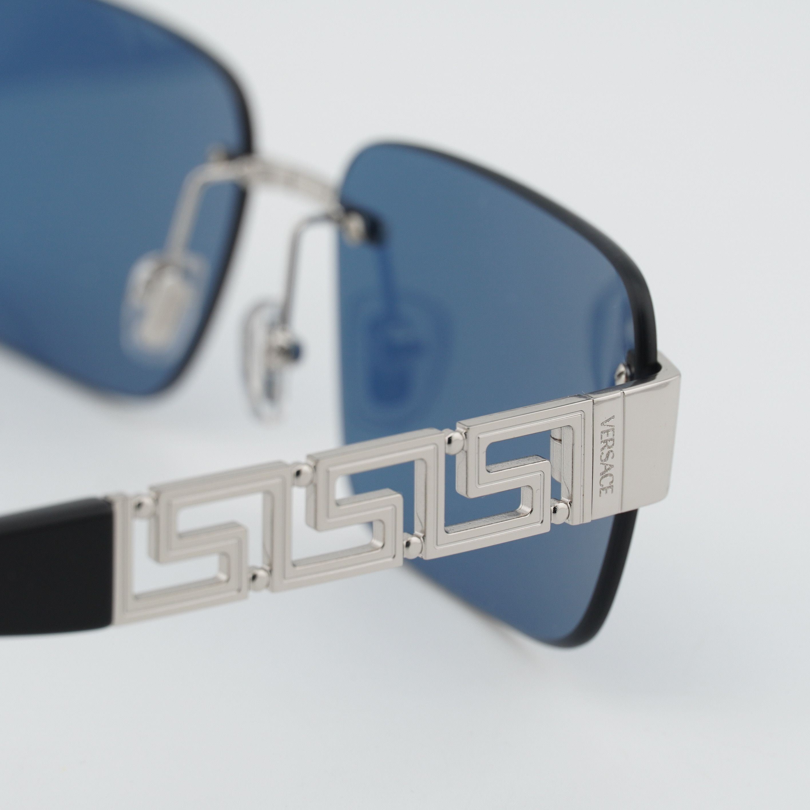 Versace Versace VE2298 1001/80 Sunglasses Silver Rectangle Frame Size ONE SIZE - 8 Thumbnail