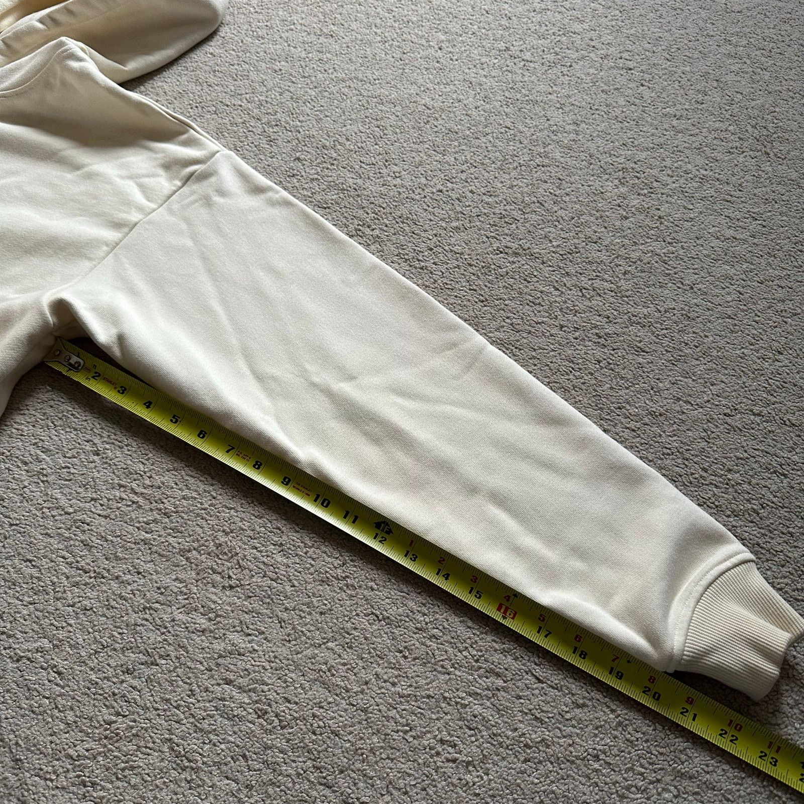 Kith Kith Kithmas Snowman Embroidery Hoodie in Cream Size US M / EU 48-50 / 2 - 9 Thumbnail