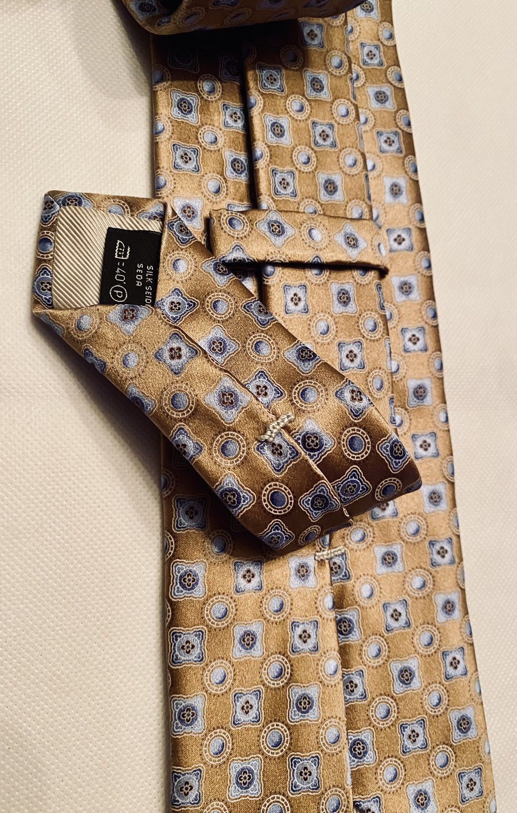 Ermenegildo Zegna Ermenegildo Zegna 🇮🇹 metallic gold/light blue ombré silk tie Size ONE SIZE - 9 Thumbnail
