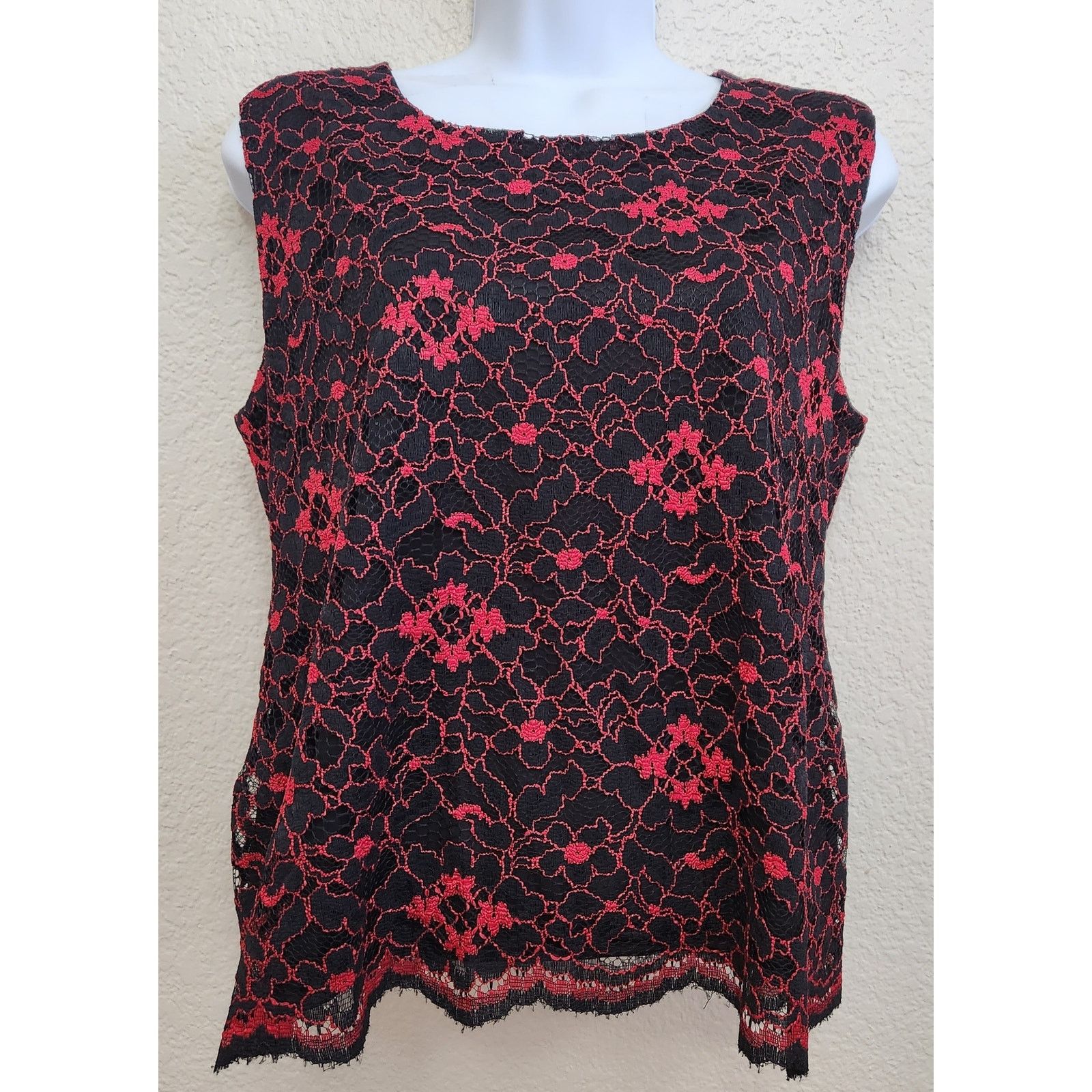 Other Red Black Lace Overlay Sleeveless Top Large 12 Lightweight Size XL / US 12-14 / IT 48-50 - 1 Thumbnail