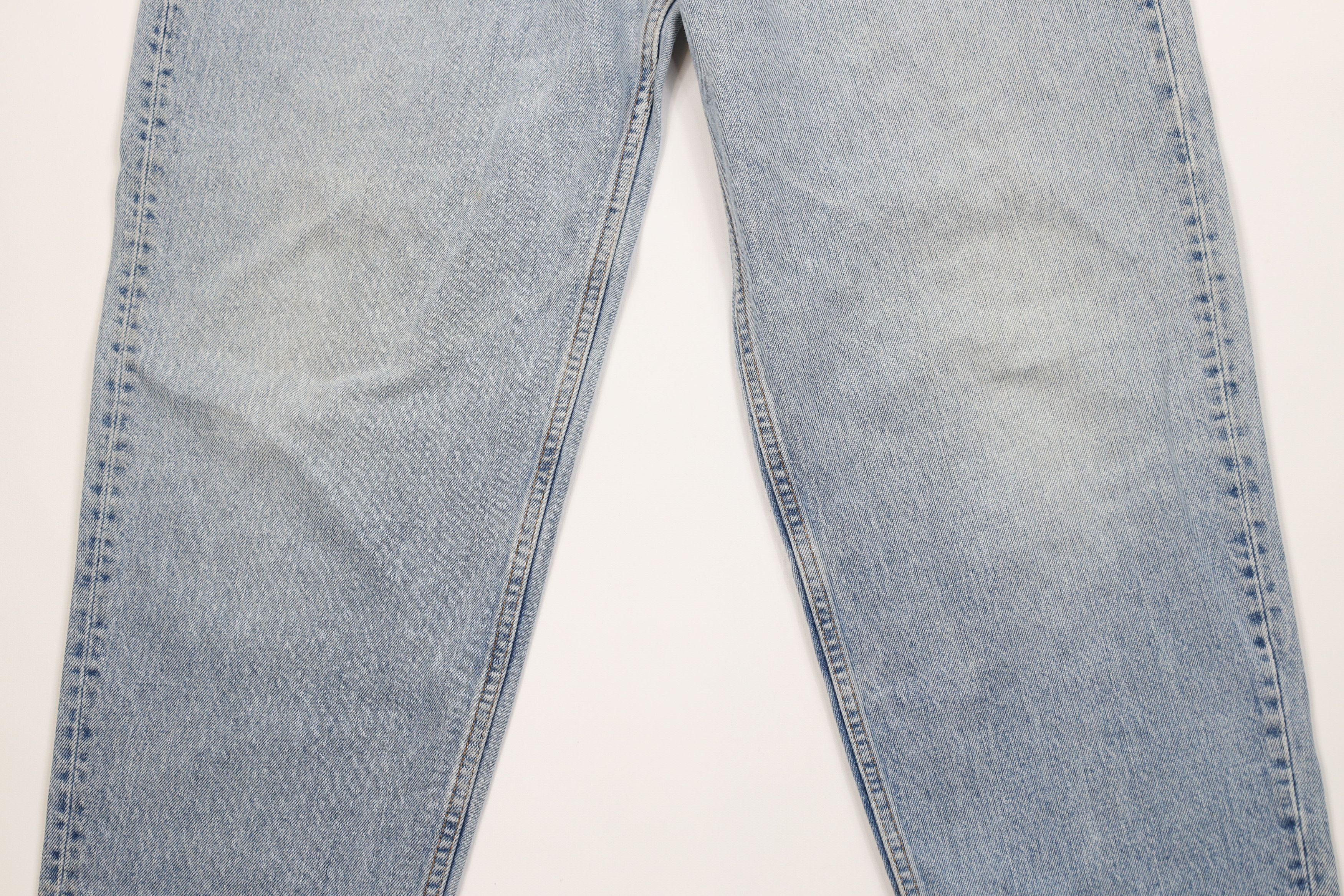 Levi's Vintage 90s Levi 560 Loose Fit Tapered Leg Jeans Blue USA Size US 36 / EU 52 - 3 Thumbnail