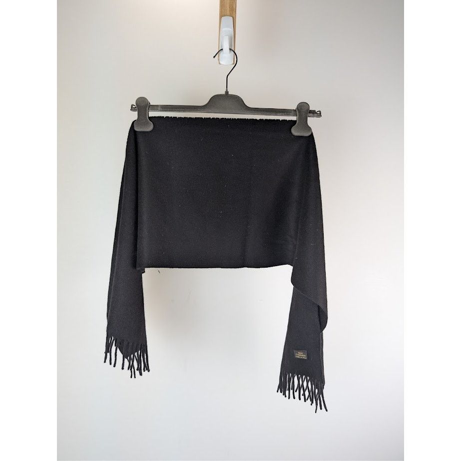 Loro Piana o1rshd1 CC20 Size: OS / Scarves in Black Size ONE SIZE - 7 Thumbnail