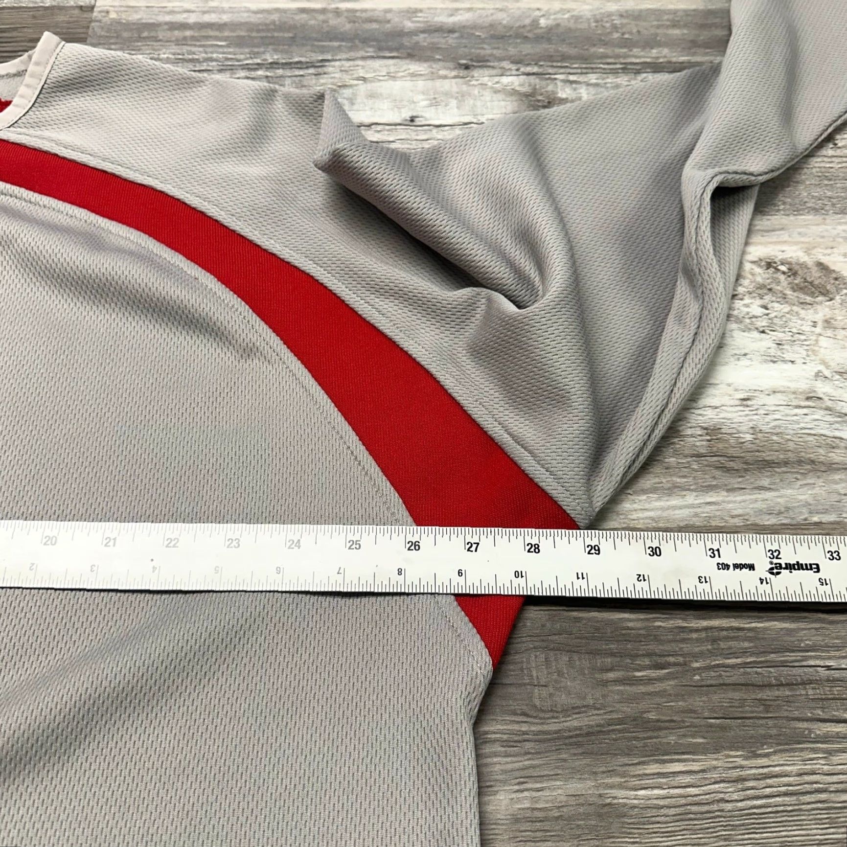 NCAA VINTAGE Majestic Ohio State Buckeyes Gray Red Men XL Long Sleeve Thermal Base Shirt Size US XL / EU 56 / 4 - 7 Thumbnail